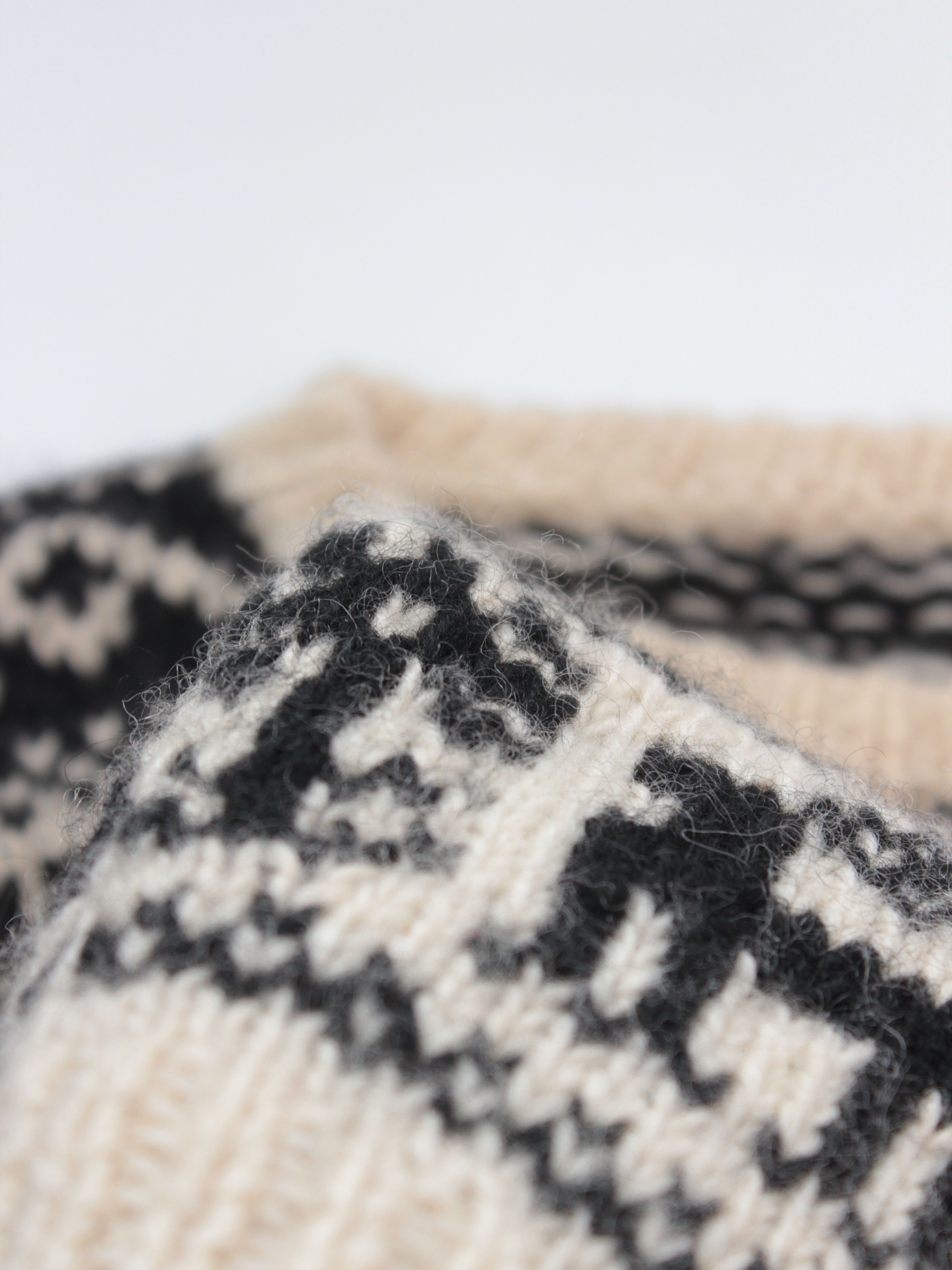 Vintage Vintage Retro deer knitted wool sweater Size US L / EU 52-54 / 3 - 7 Thumbnail