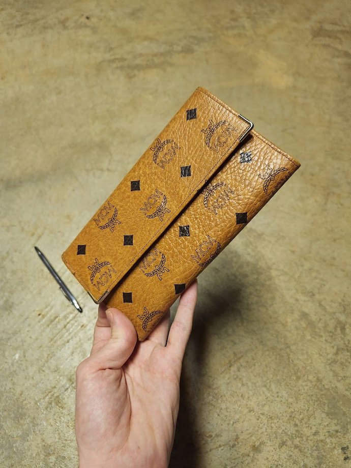 Archival Vintage MCM 70's 3 Fold Wallet set - View 8
