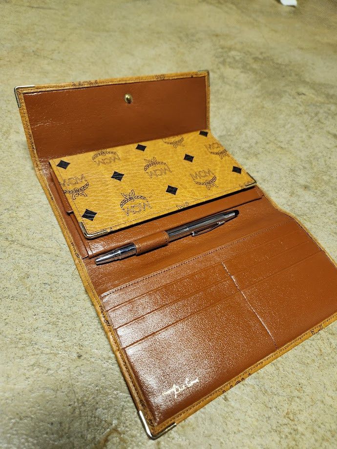 Archival Vintage MCM 70's 3 Fold Wallet set - View 2