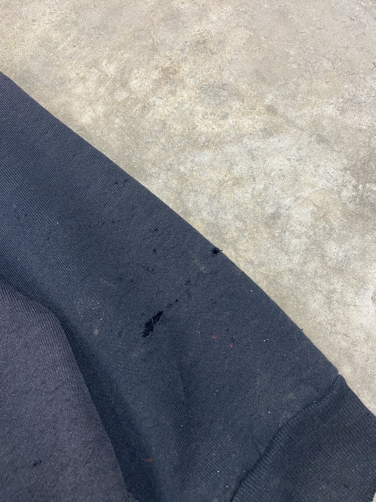 Insane!! Vintage faded perfectly Russell blank black crew