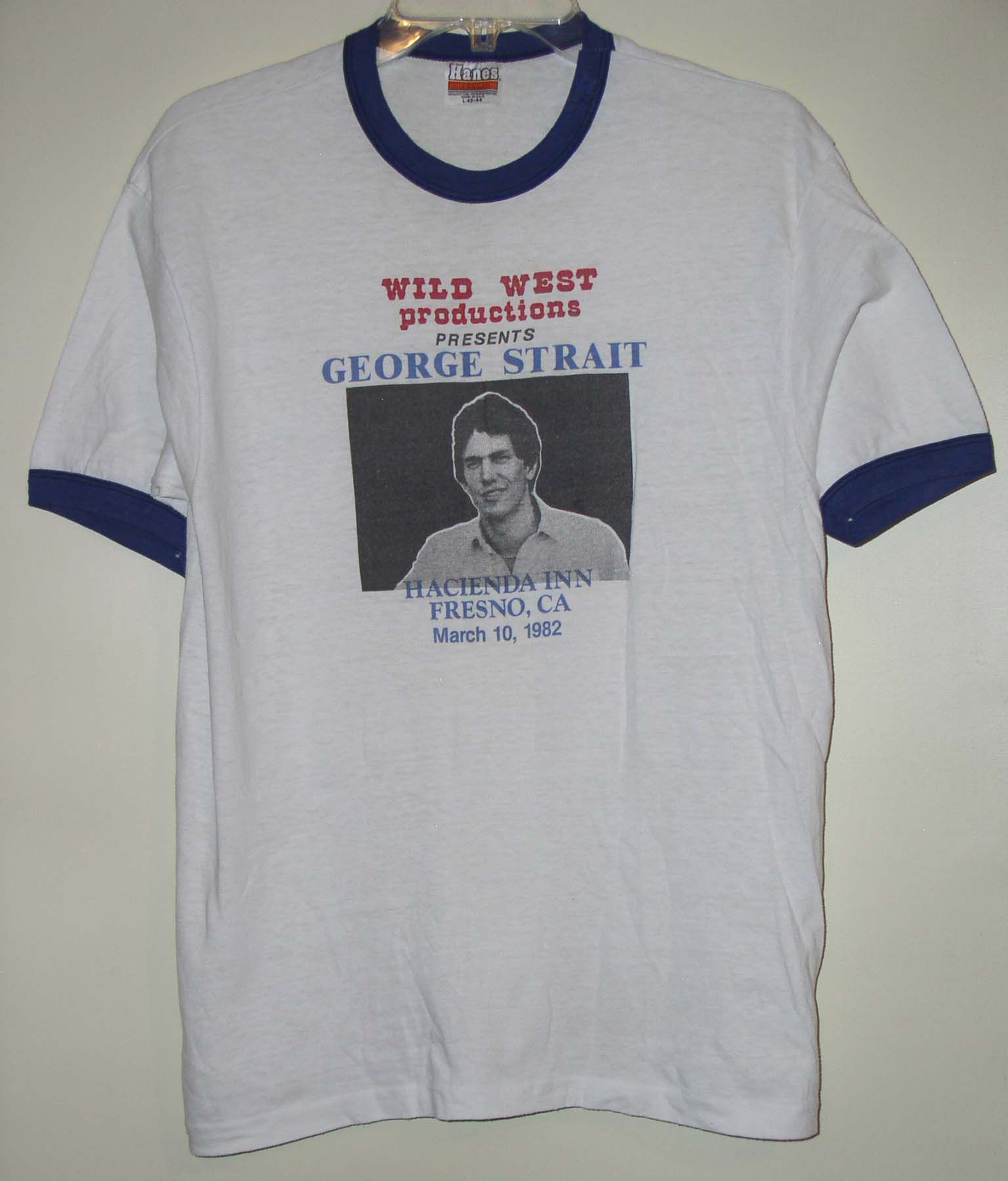 Hanes GEORGE STRAIT CONCERT T SHIRT 1982 HACIENDA INN FRESNO CA Size US L / EU 52-54 / 3 - 1 Thumbnail