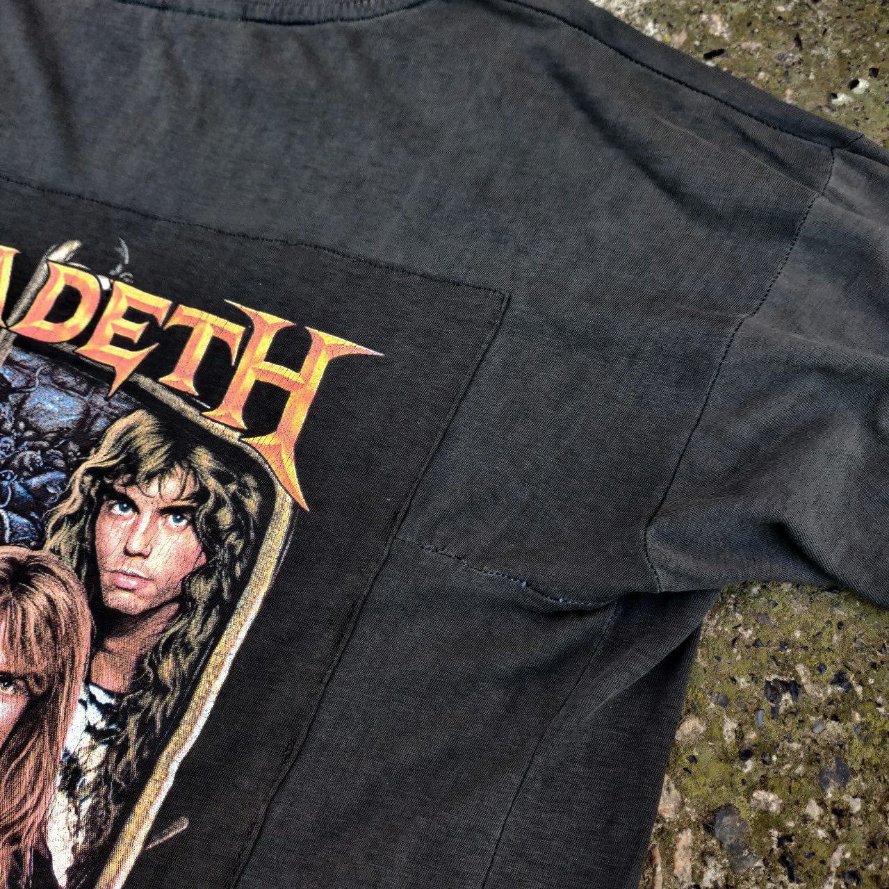 Band Tees RARE Trashed Megadeth Master of Death 90's Risk Promo Band T Size US L / EU 52-54 / 3 - 9 Thumbnail