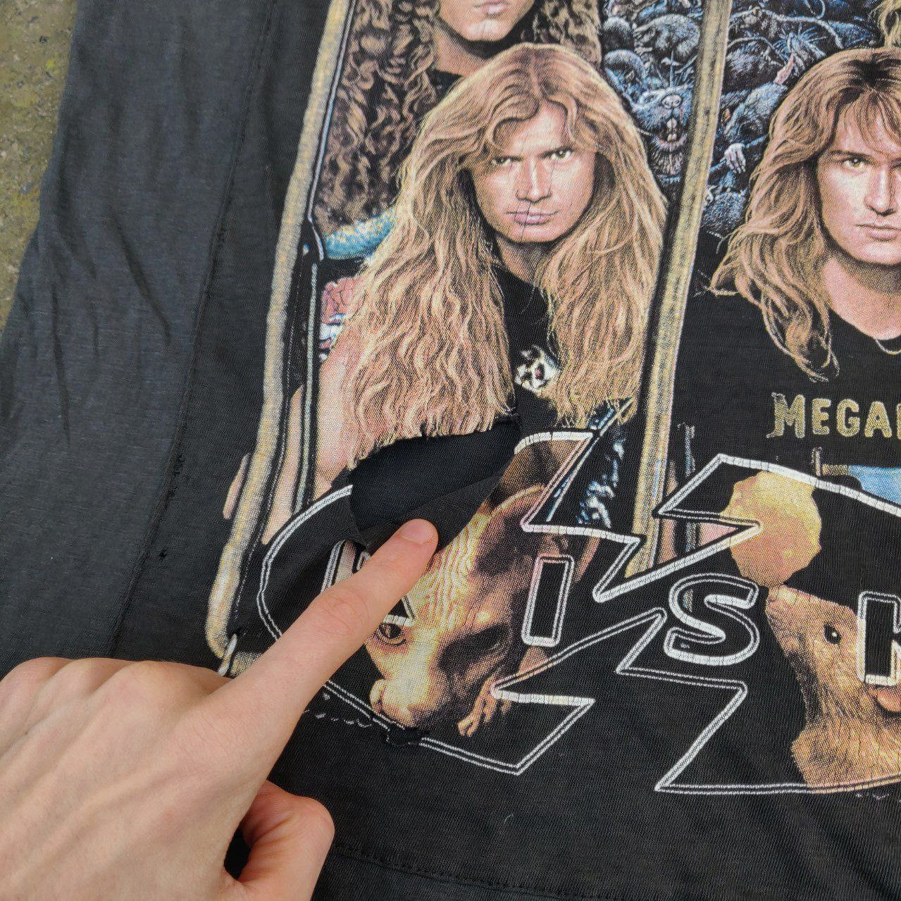 Band Tees RARE Trashed Megadeth Master of Death 90's Risk Promo Band T Size US L / EU 52-54 / 3 - 11 Thumbnail