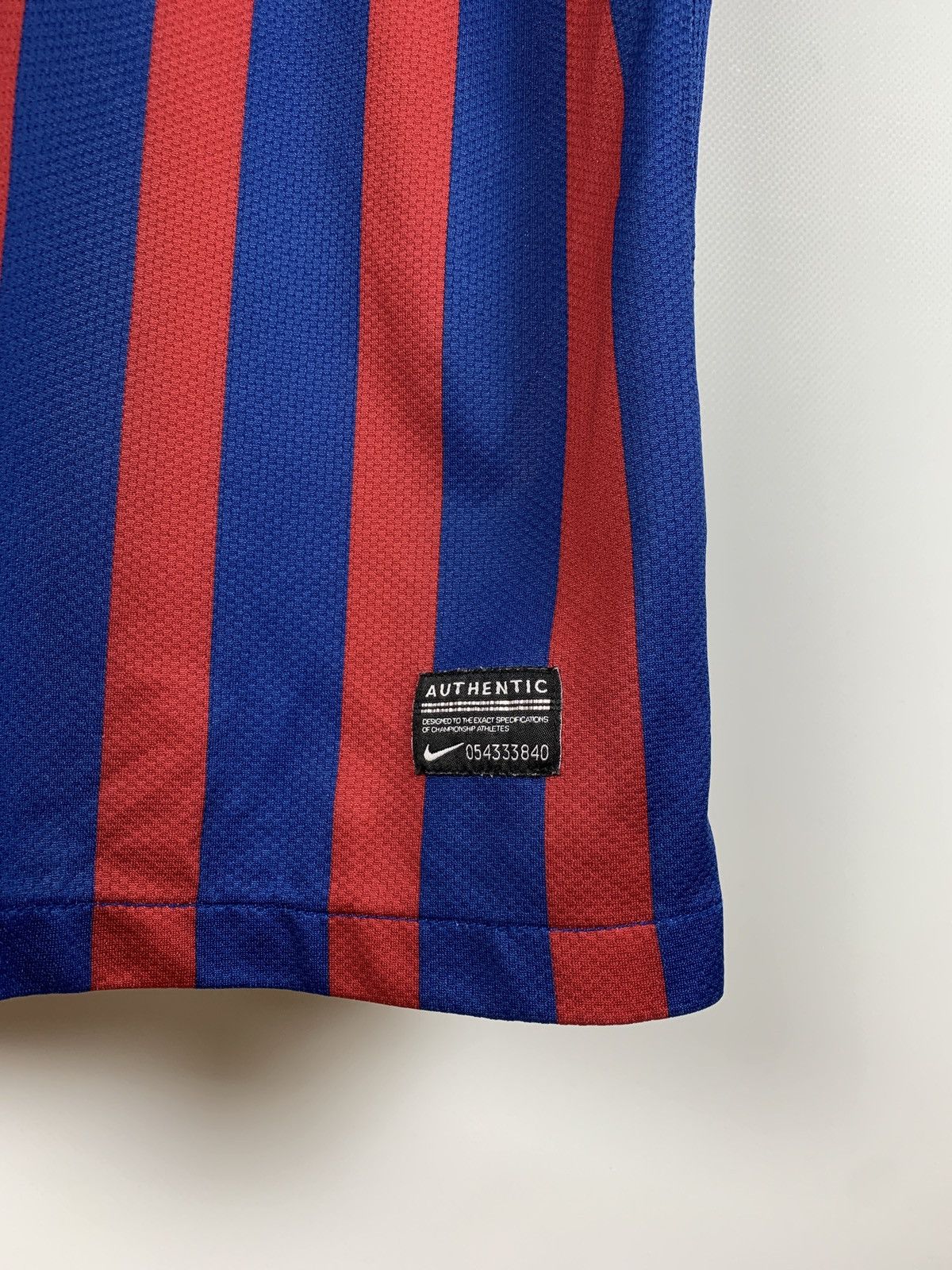 Nike 2011-2012 Nike FC Barcelona Home Soccer Jersey Size US XL / EU 56 / 4 - 10 Thumbnail