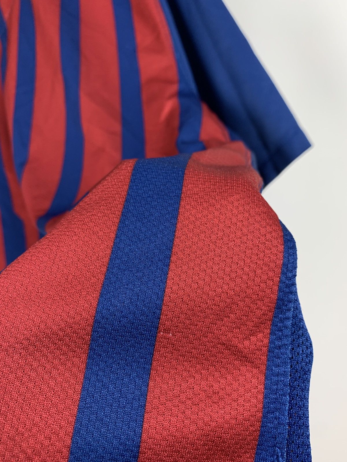Nike 2011-2012 Nike FC Barcelona Home Soccer Jersey Size US XL / EU 56 / 4 - 19 Thumbnail