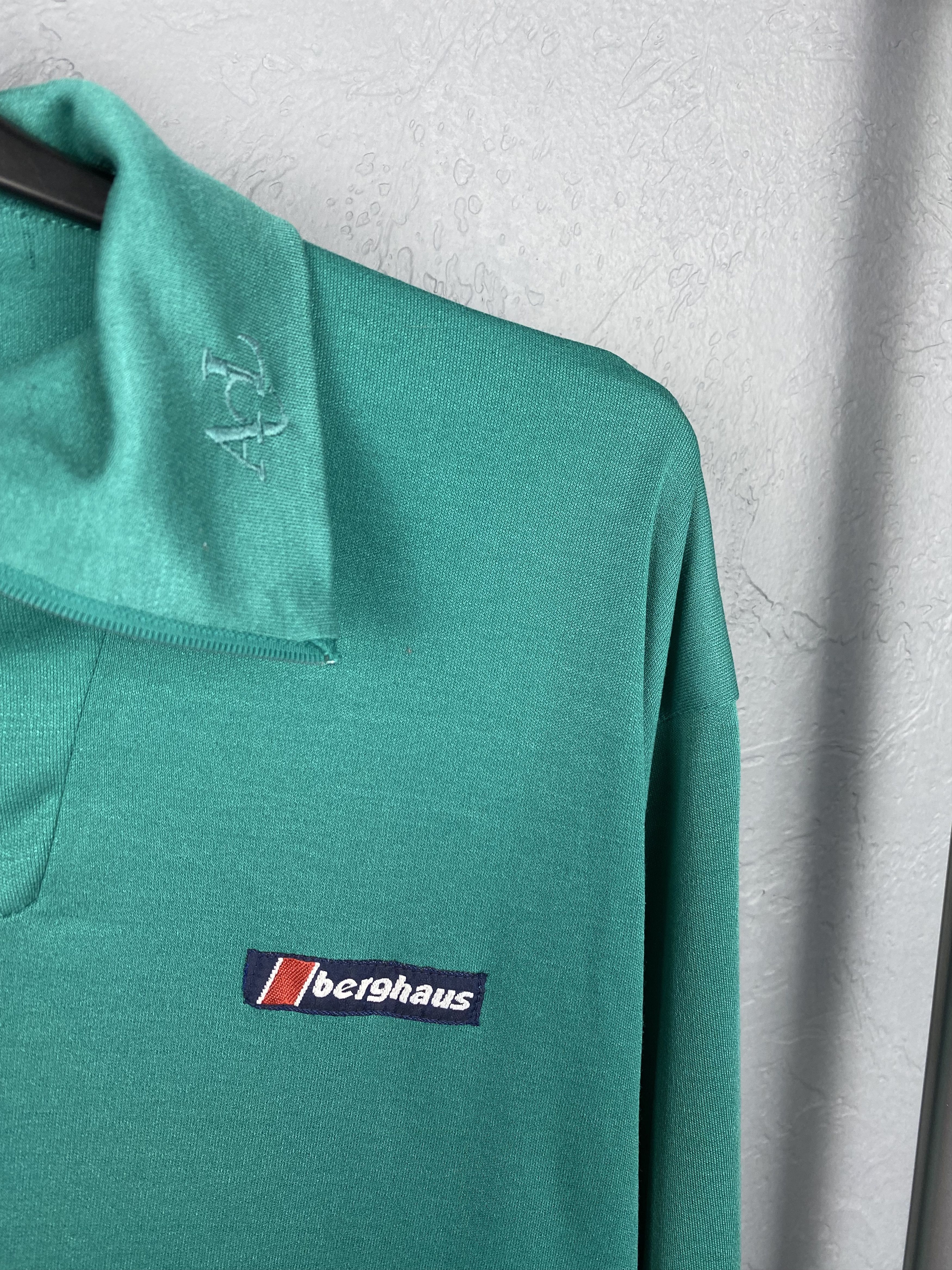 Berghaus Berghaus Vintage High Neck Long Sleeve T-Shirt Tee Size US XL / EU 56 / 4 - 3 Thumbnail