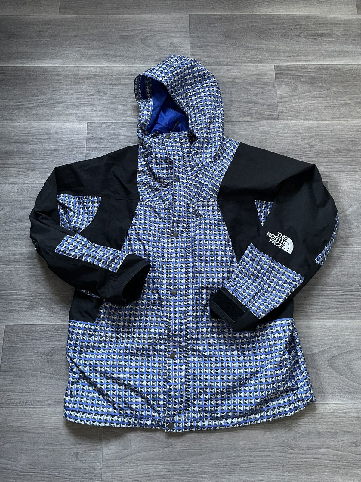 image of Supreme x The North Face Studded Light Mountain Jacket in Blue/Black/White, Men's (Size XL)