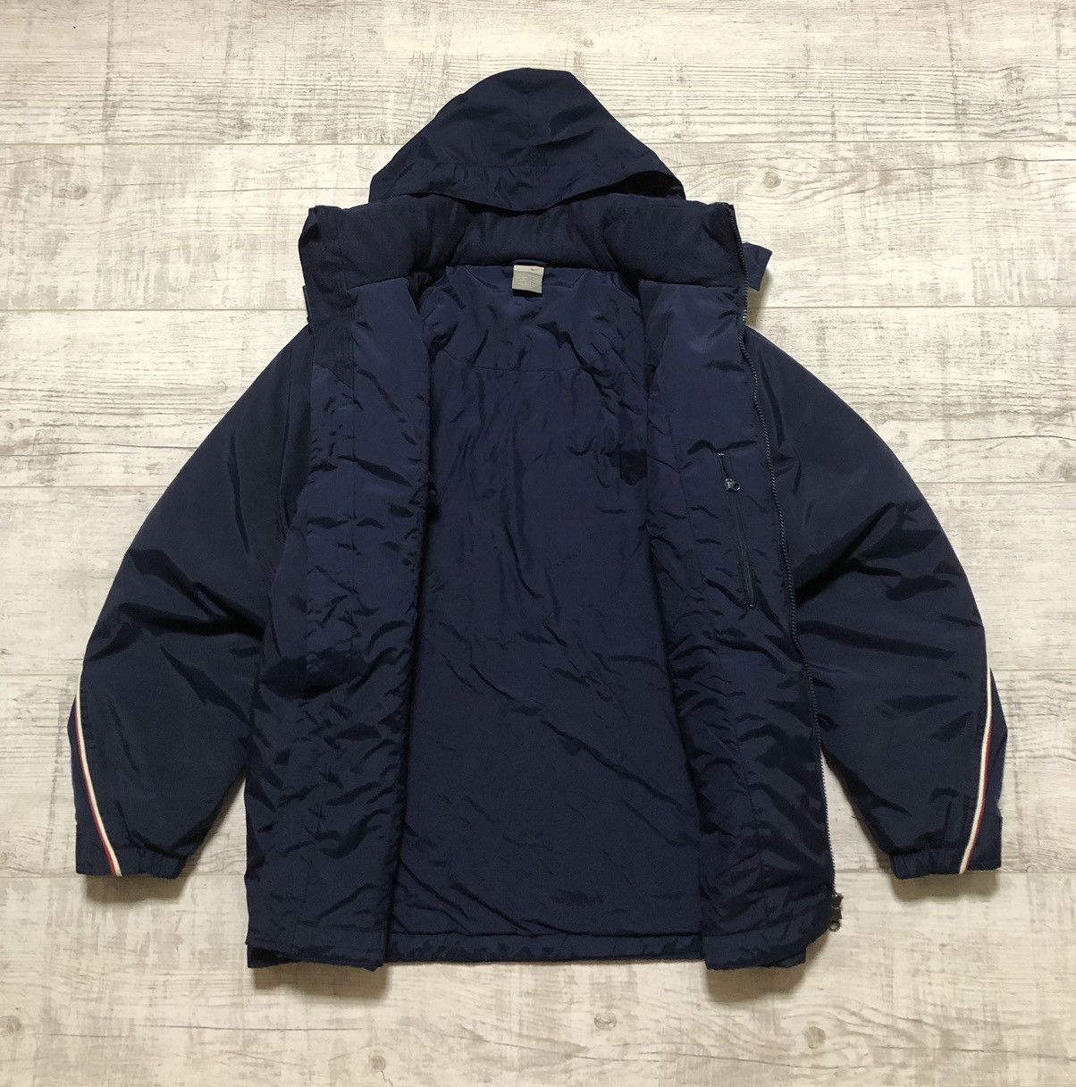 Nike × Vintage Vintage Y2K Nike Nylon Drill Light Puffer Jacket Big Logo Size US S / EU 44-46 / 1 - 10 Thumbnail