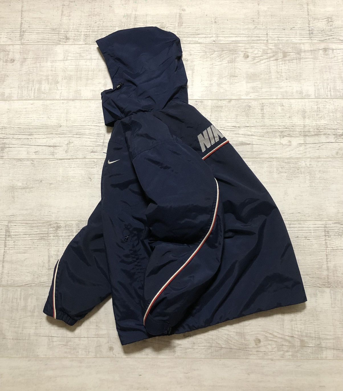 Nike × Vintage Vintage Y2K Nike Nylon Drill Light Puffer Jacket Big Logo Size US S / EU 44-46 / 1 - 1 Thumbnail