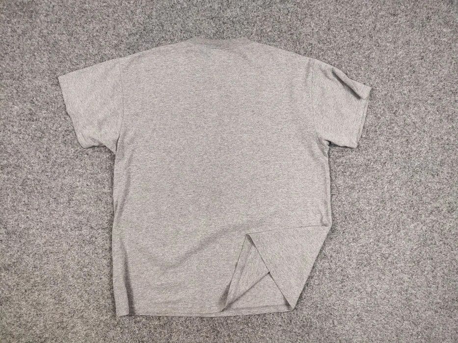 Nike Vintage 90's Nike Gray Center logo T Shirt Tee Size US L / EU 52-54 / 3 - 6 Thumbnail