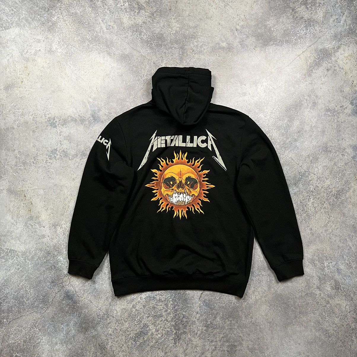 H&M 2022 METALLICA FLAMING SKULL PUSHEAD HOODIE SIZE M Size US M / EU 48-50 / 2 - 2 Thumbnail