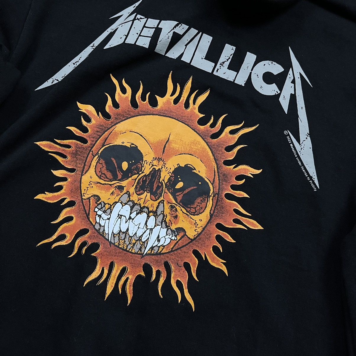 H&M 2022 METALLICA FLAMING SKULL PUSHEAD HOODIE SIZE M Size US M / EU 48-50 / 2 - 6 Thumbnail