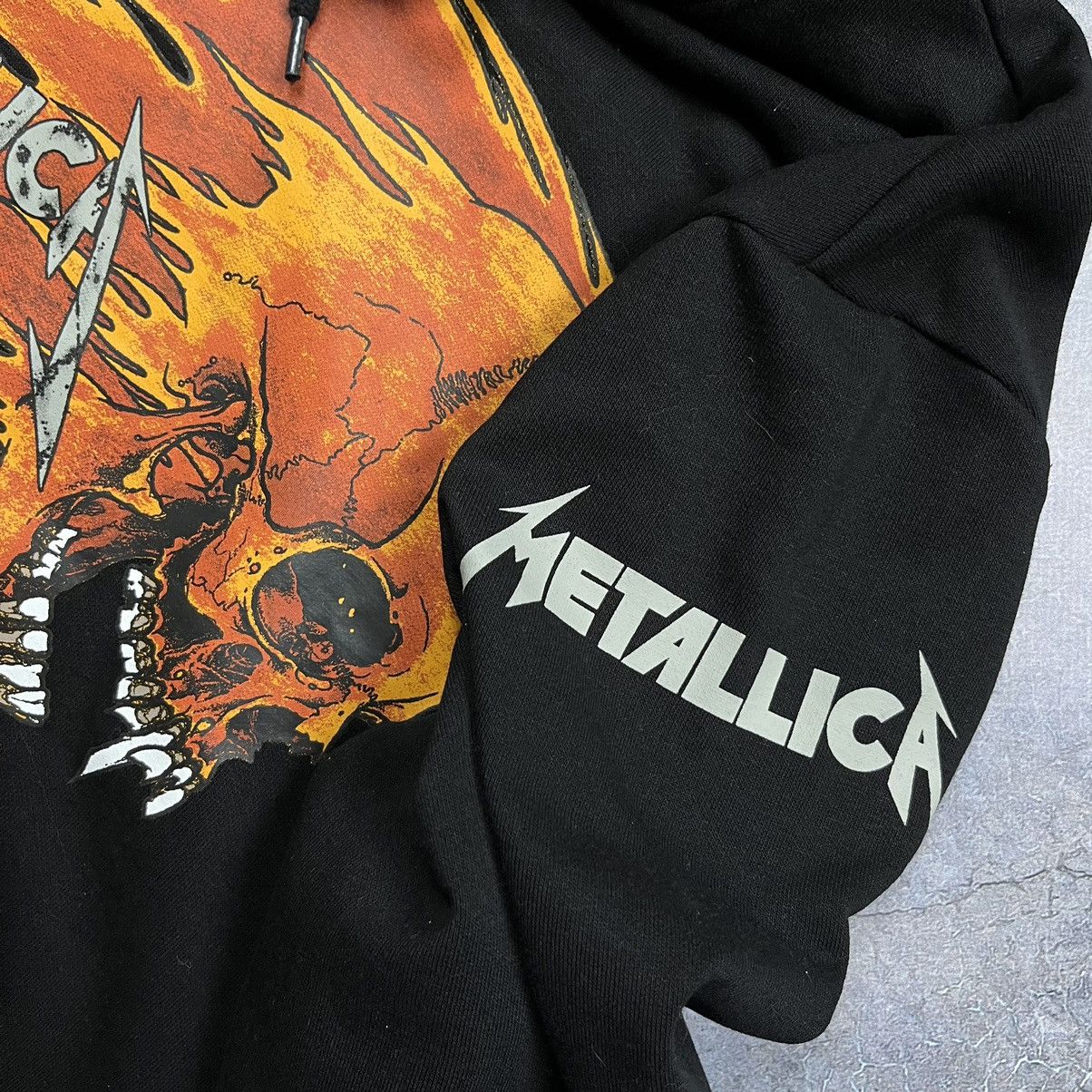 H&M 2022 METALLICA FLAMING SKULL PUSHEAD HOODIE SIZE M Size US M / EU 48-50 / 2 - 5 Thumbnail