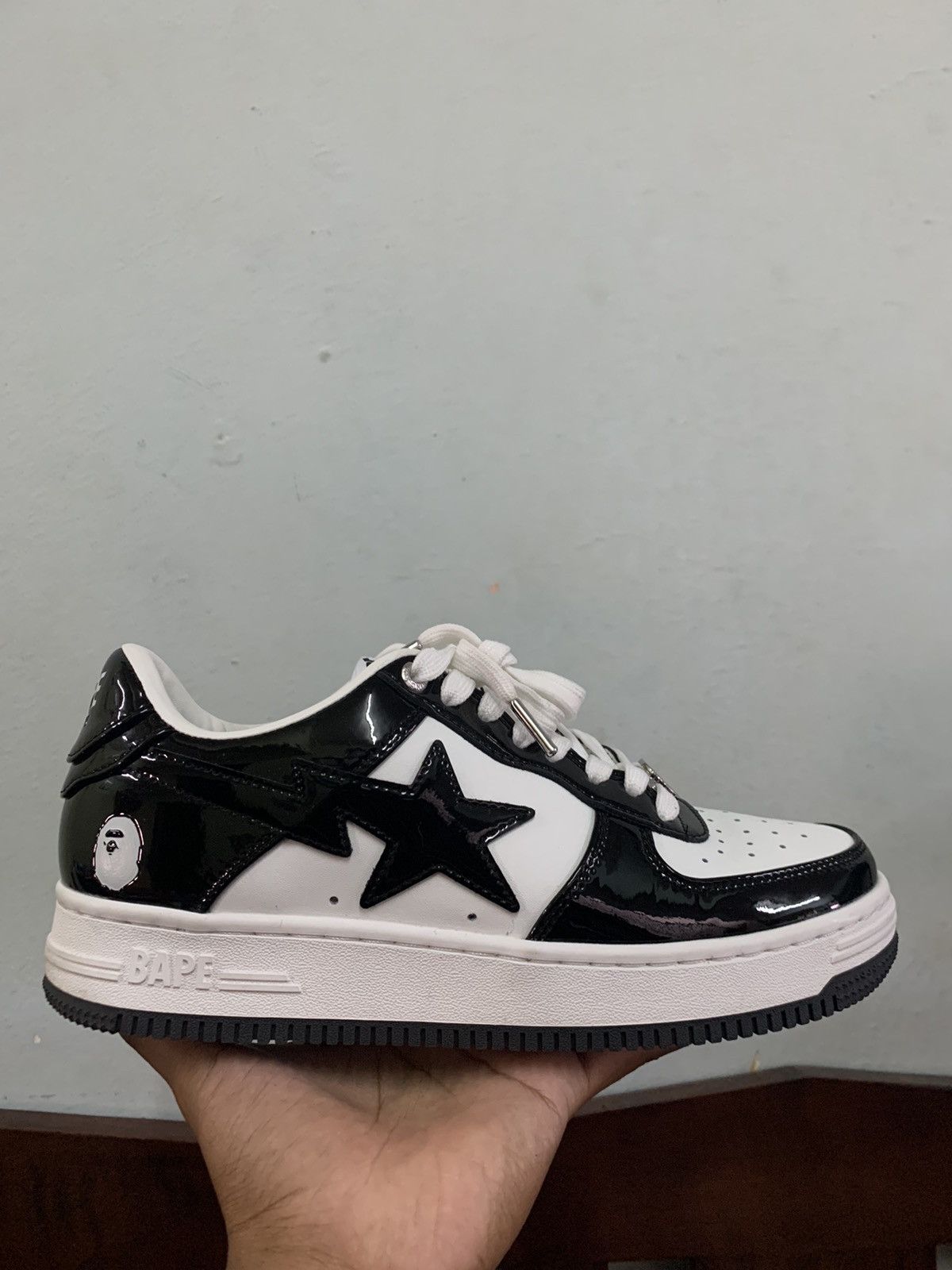 Bape A BATHING APE BAPESTA LOW BLACKWHITE PANDA Size US 8 / EU 41 - 4 Thumbnail