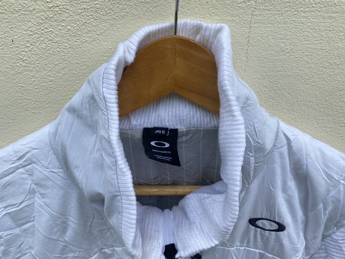 Oakley × Vintage Vintage Oakley Insulated Technical Winter Coat Jacket Size US XL / EU 56 / 4 - 6 Thumbnail