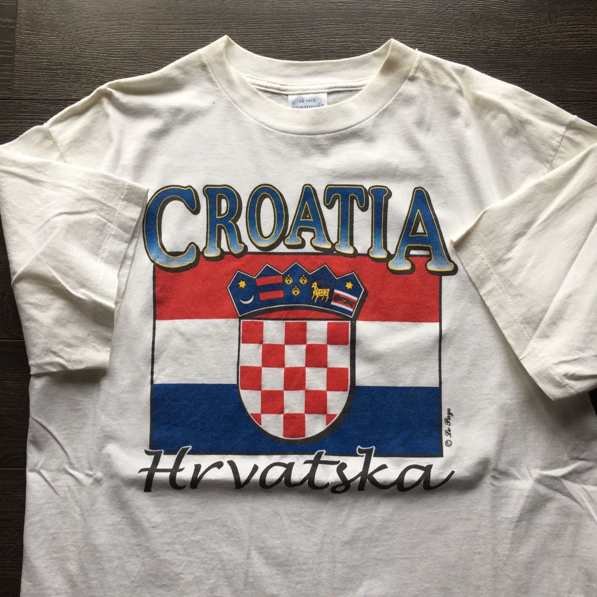 Vintage Vintage 90s Croatia Flag T Shirt Size US XL / EU 56 / 4 - 2 Thumbnail
