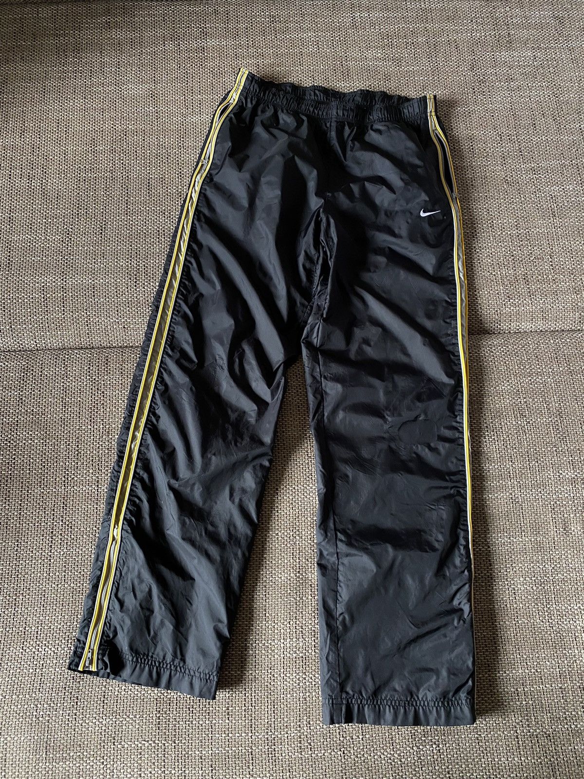 mens yellow nike sweatpants