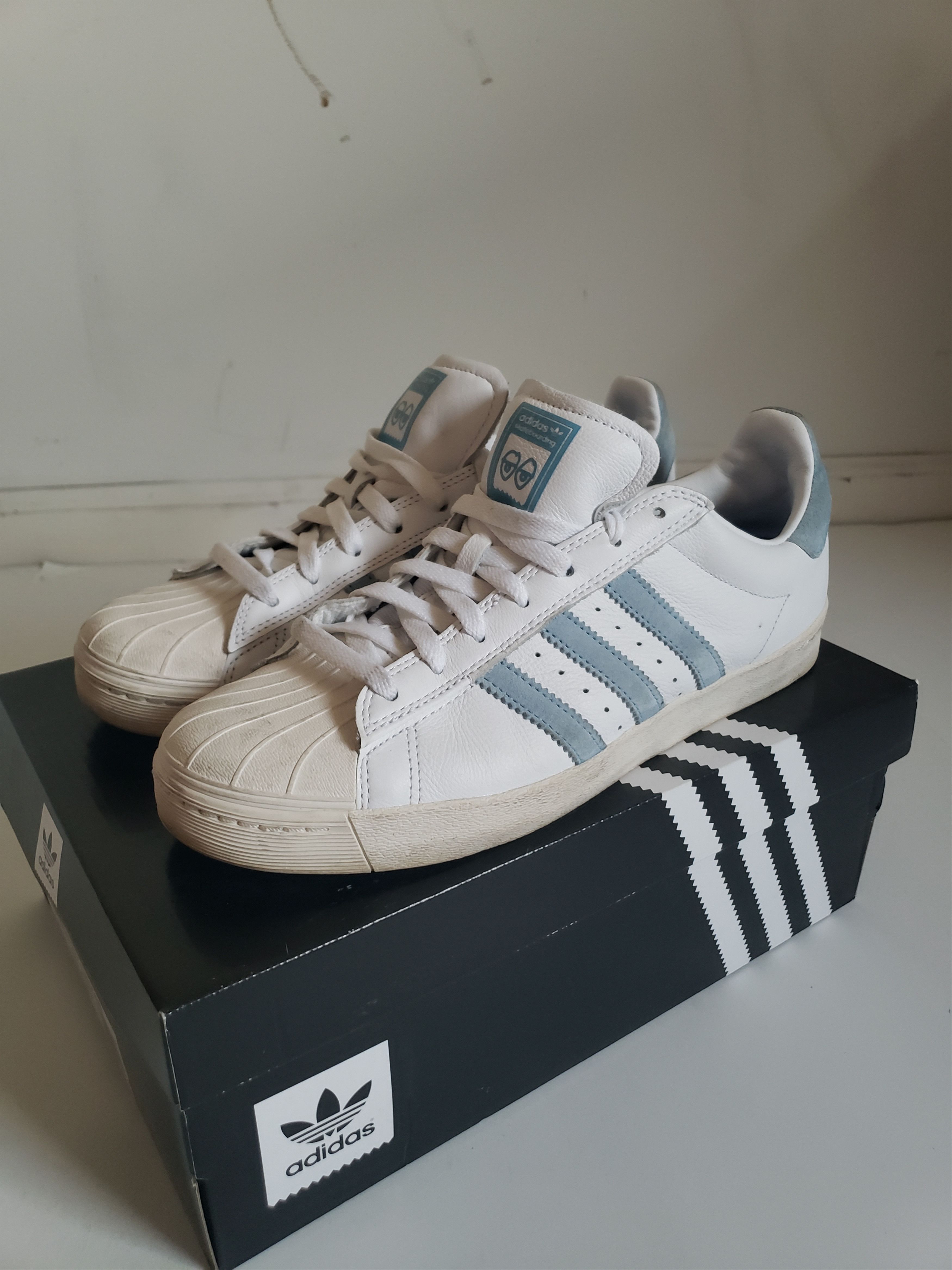 adidas krooked superstar