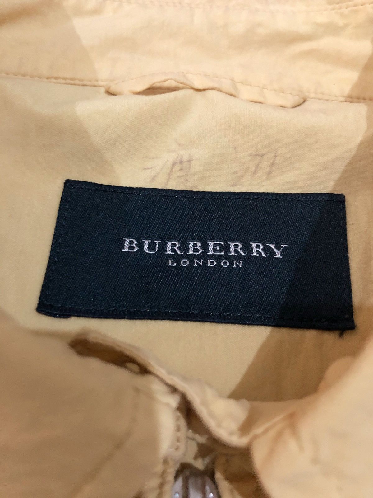 Burberry Vintage Burberry London Light Jacket Size US M / EU 48-50 / 2 - 3 Thumbnail