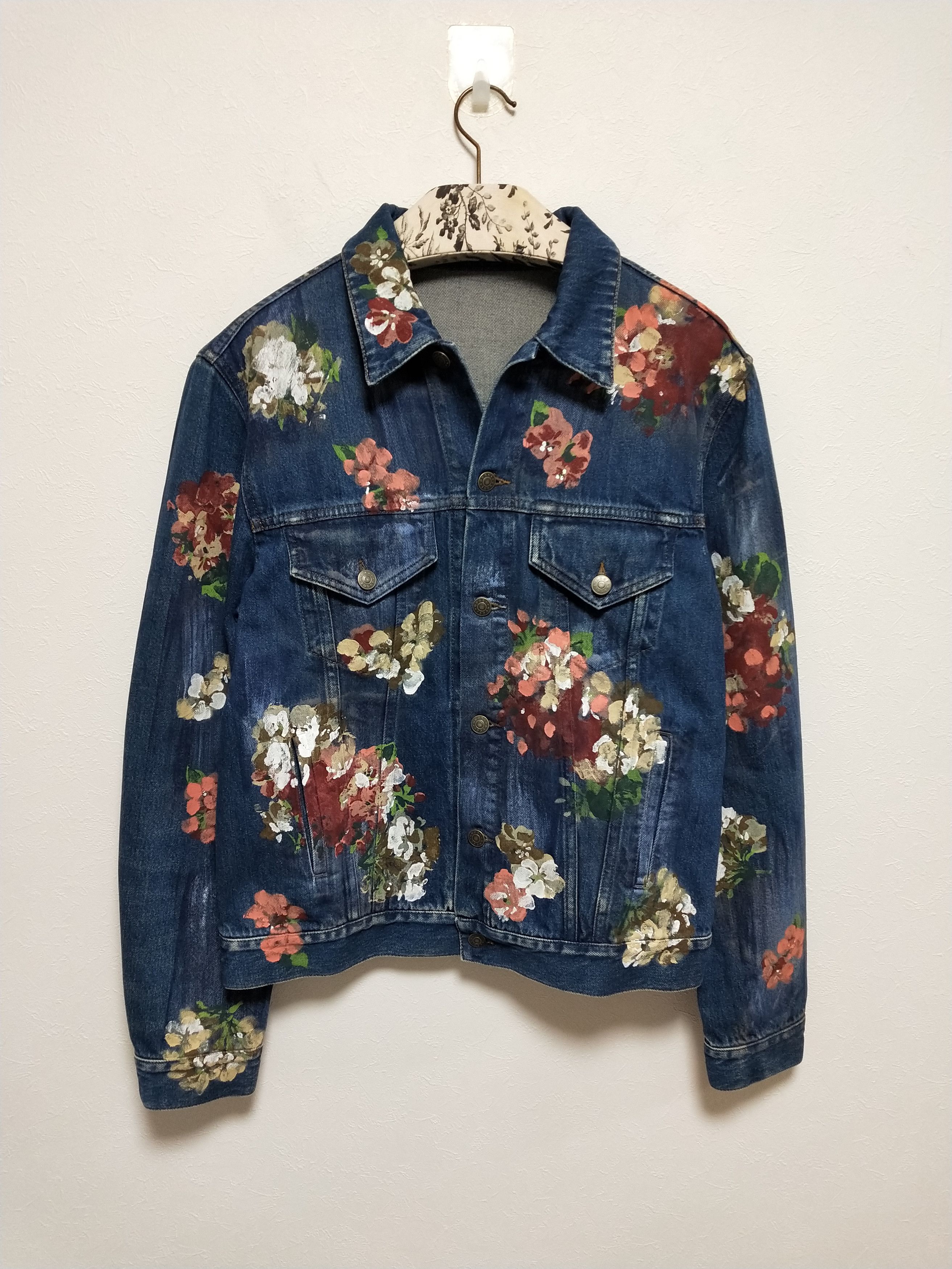 Gucci Hand Painted Floral Denim Jacket Size US M / EU 48-50 / 2 - 1 Thumbnail