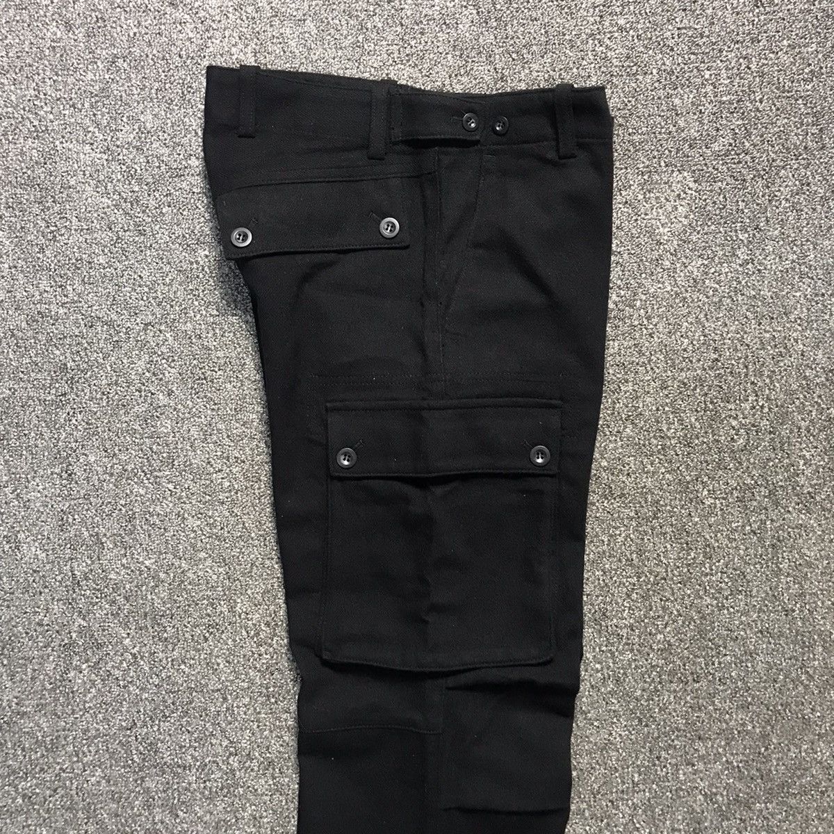 French Connection 2000's French Connection Black Zipper Cargo Pant Size US 33 - 8 Thumbnail