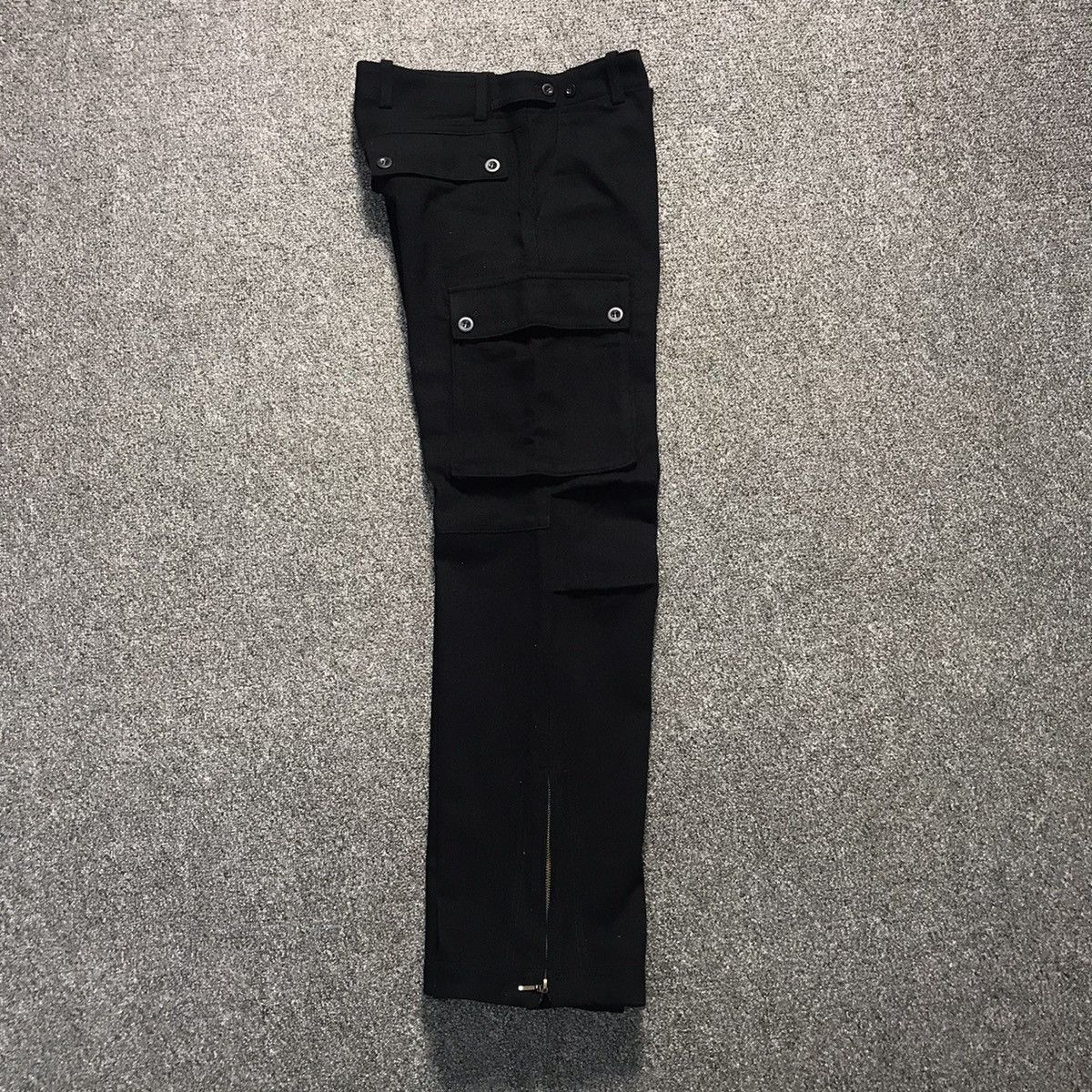French Connection 2000's French Connection Black Zipper Cargo Pant Size US 33 - 7 Thumbnail