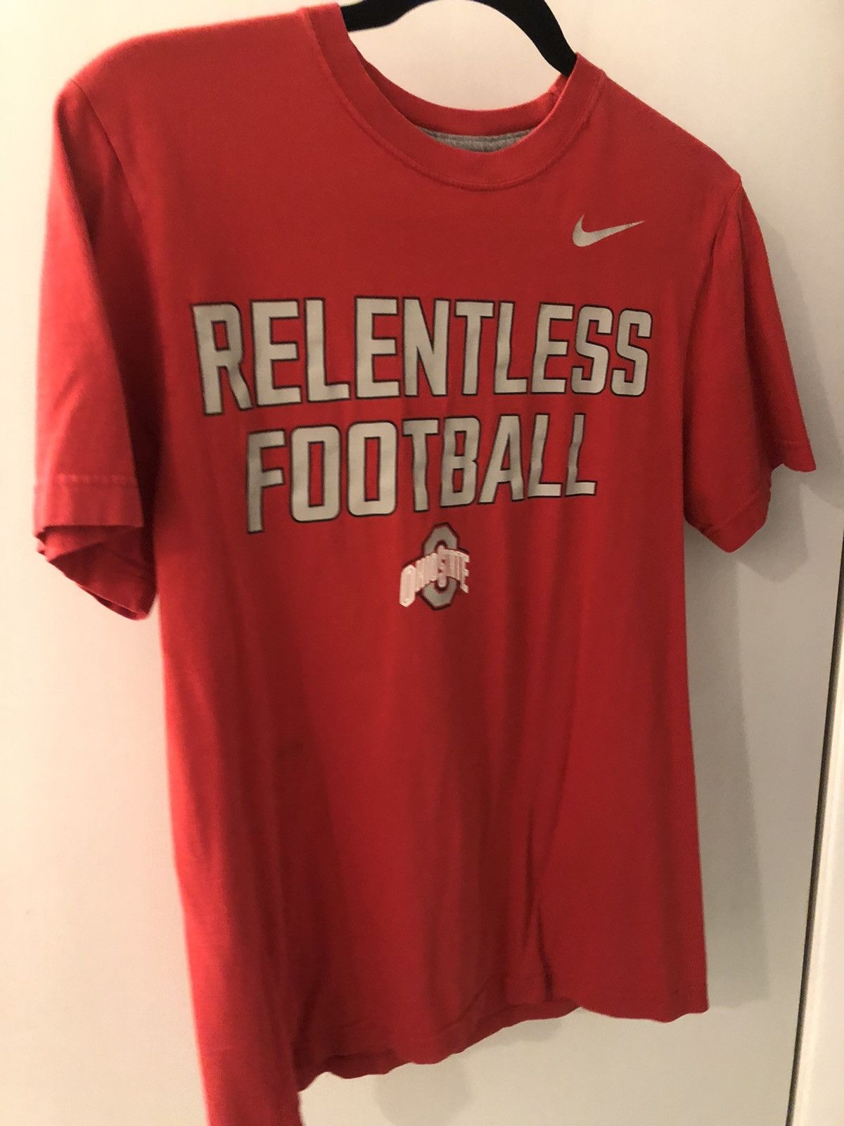 NCAA × Nike Nike Ohio state Buckeyes football shirt size small Size US S / EU 44-46 / 1 - 1 Thumbnail
