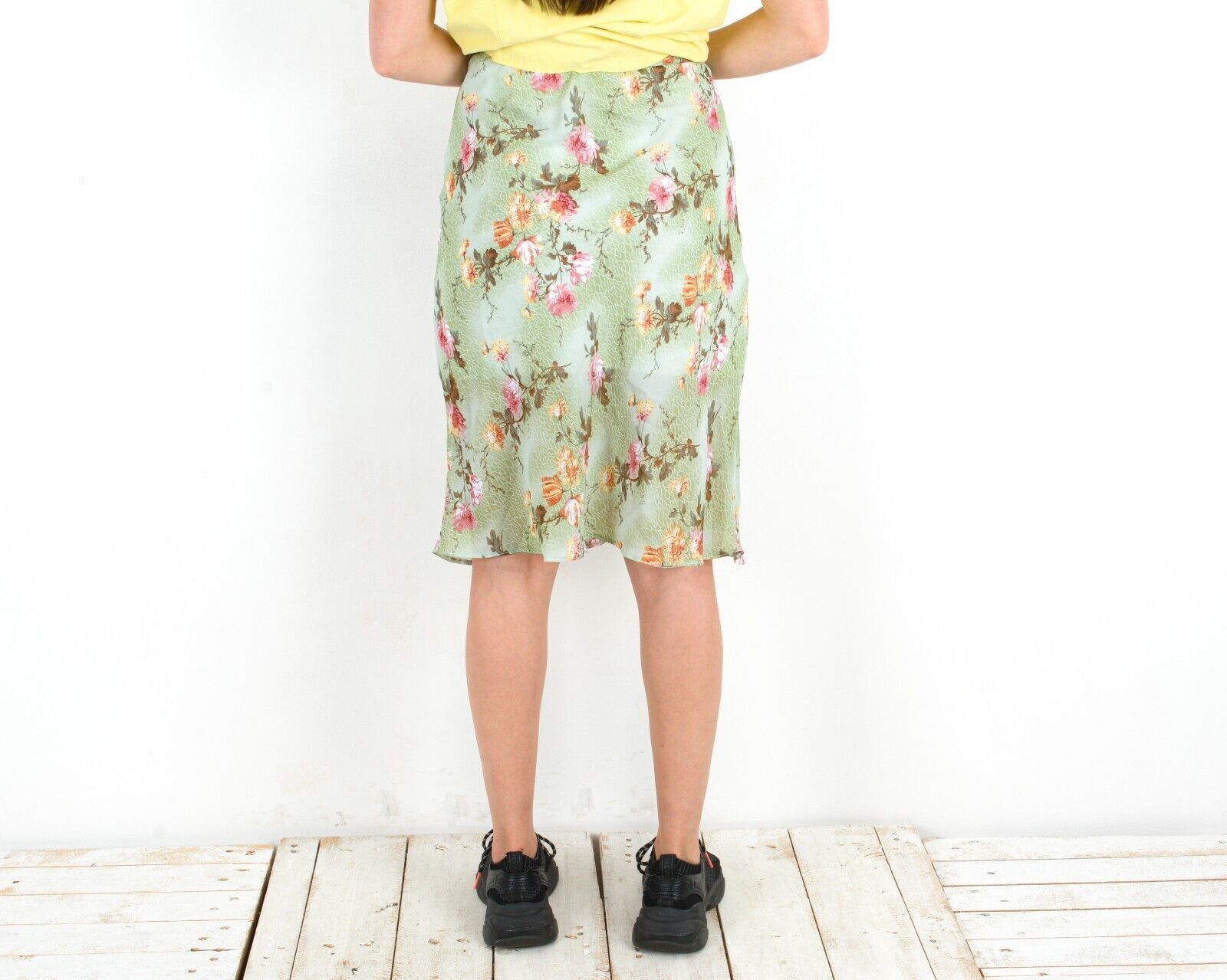 Other × Vintage Summer Skirt Knee Length Floral Pattern String Light Breezy Size 26" / US 2 / IT 38 - 3 Thumbnail