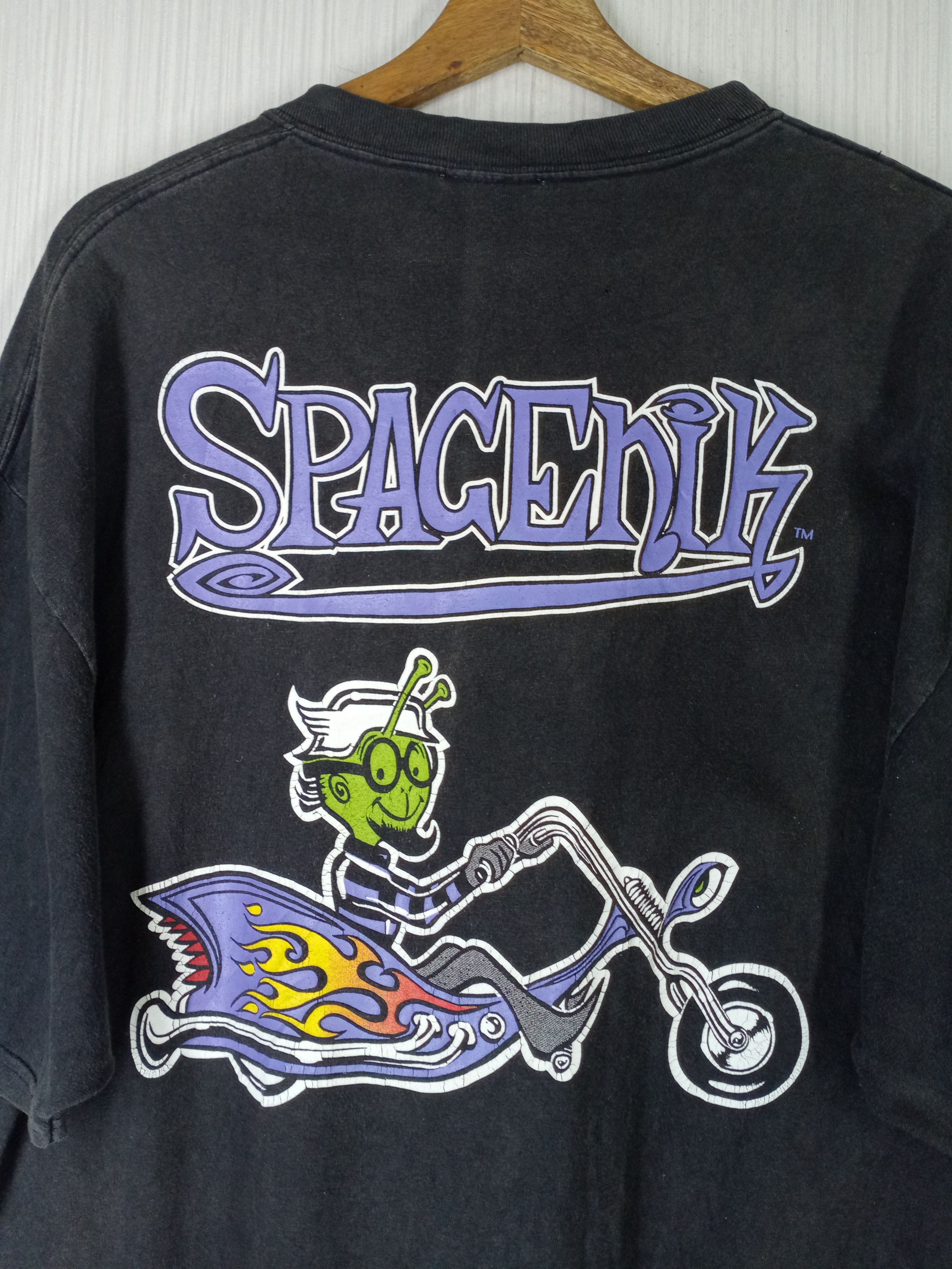 Other Rare Vintage 90s Von Franco/SPACENIK Von Hutch T-shirt Size US XL / EU 56 / 4 - 2 Thumbnail