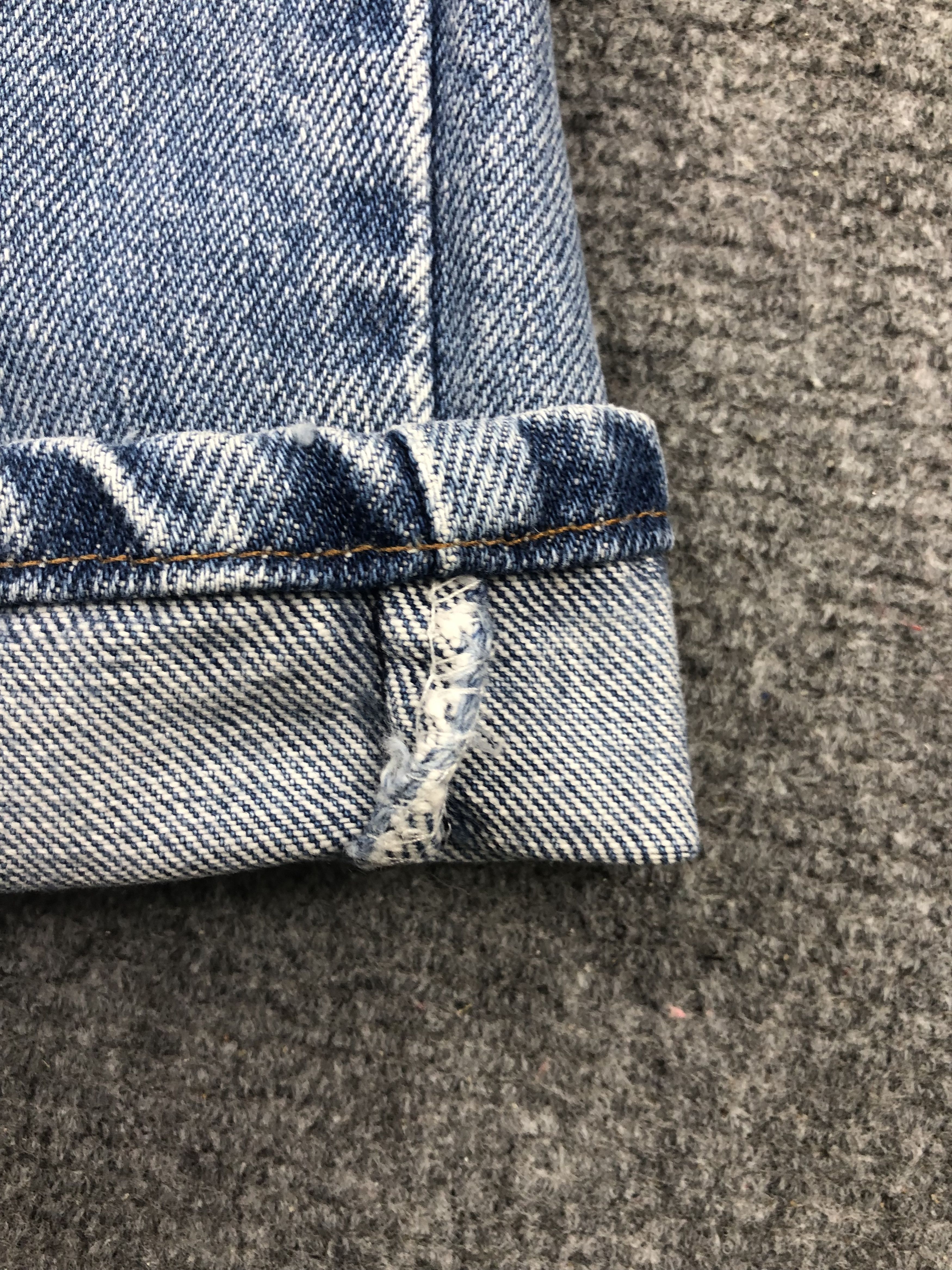 Levi's Vintage 90s Levis 550 Light Blue Jeans DP1533 Size US 35 - 9 Thumbnail