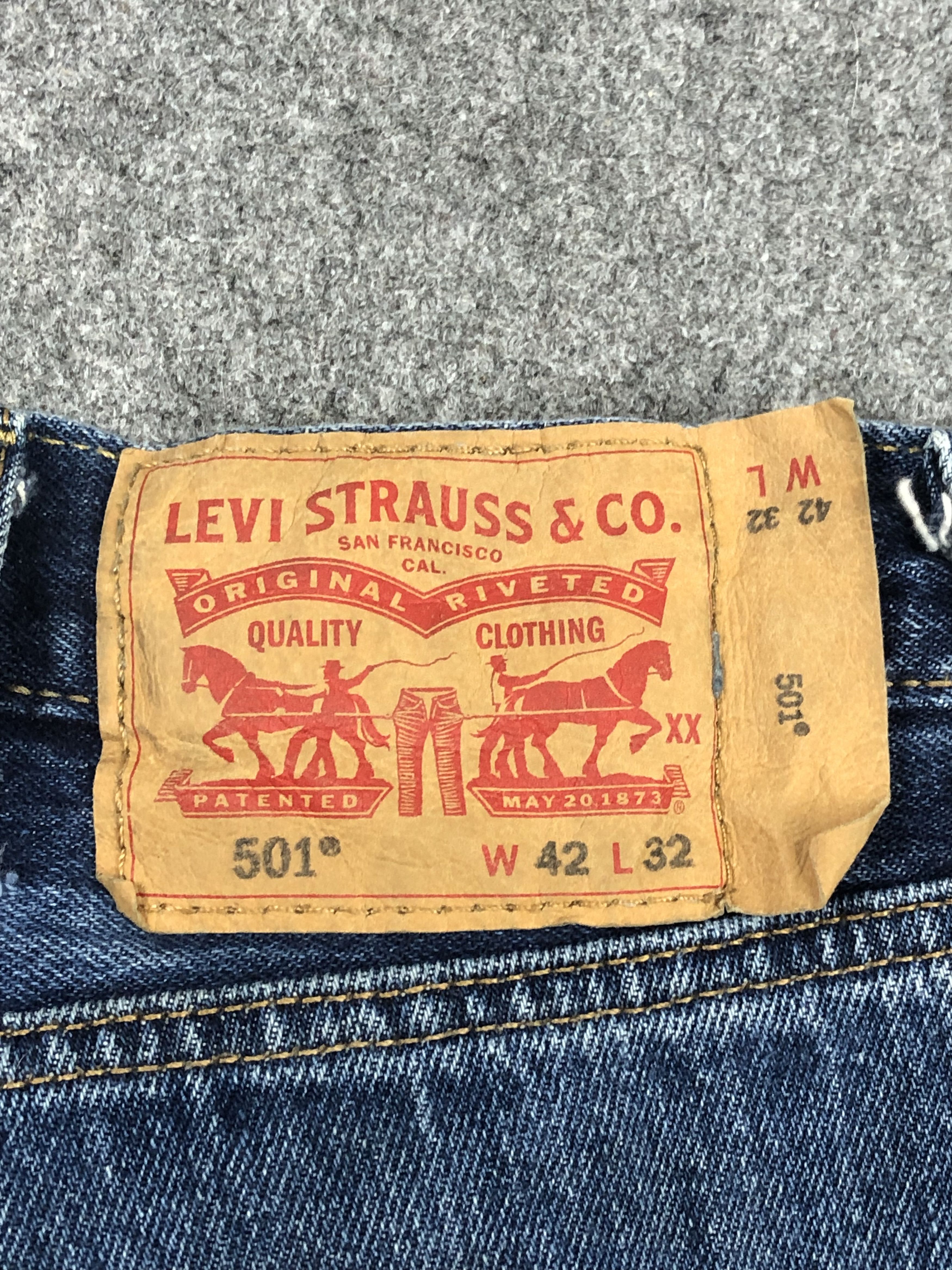 Levi's Vintage Levis 501 Blue Denim Jeans DP1532 Size US 44 / EU 60 - 5 Thumbnail
