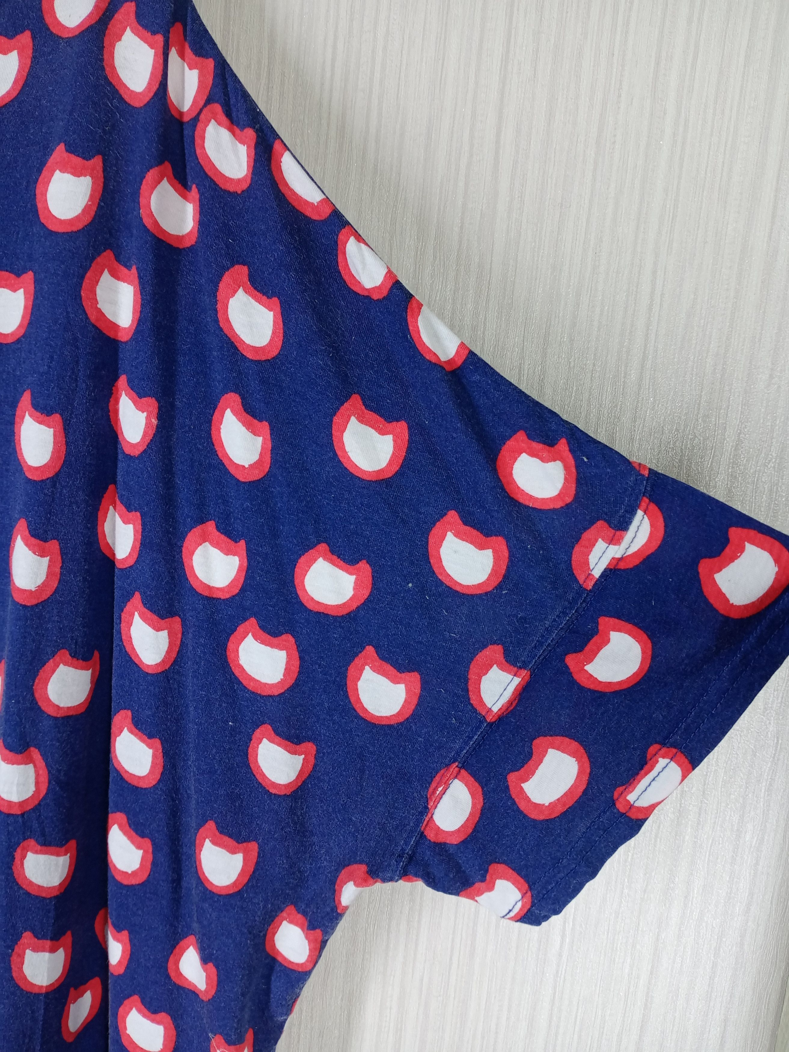 Issey Miyake × Japanese Brand × Tsumori Chisato Rare Vintage Issey Miyake Tsumori Chisato Fullprint Tee Size L / US 10 / IT 46 - 6 Thumbnail