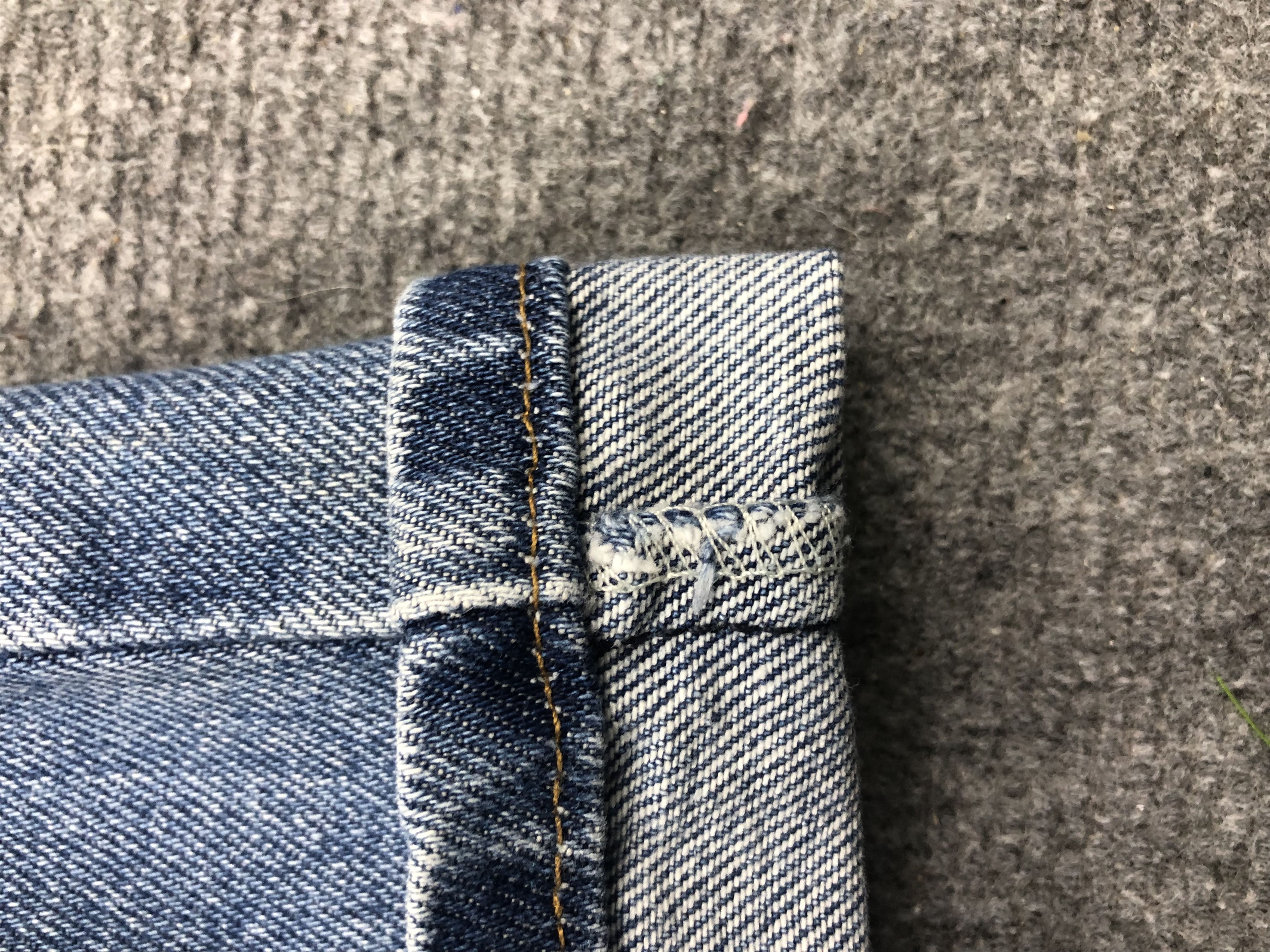 Levi's Vintage Levis 550 Denim DP1528 Size US 37 - 9 Thumbnail
