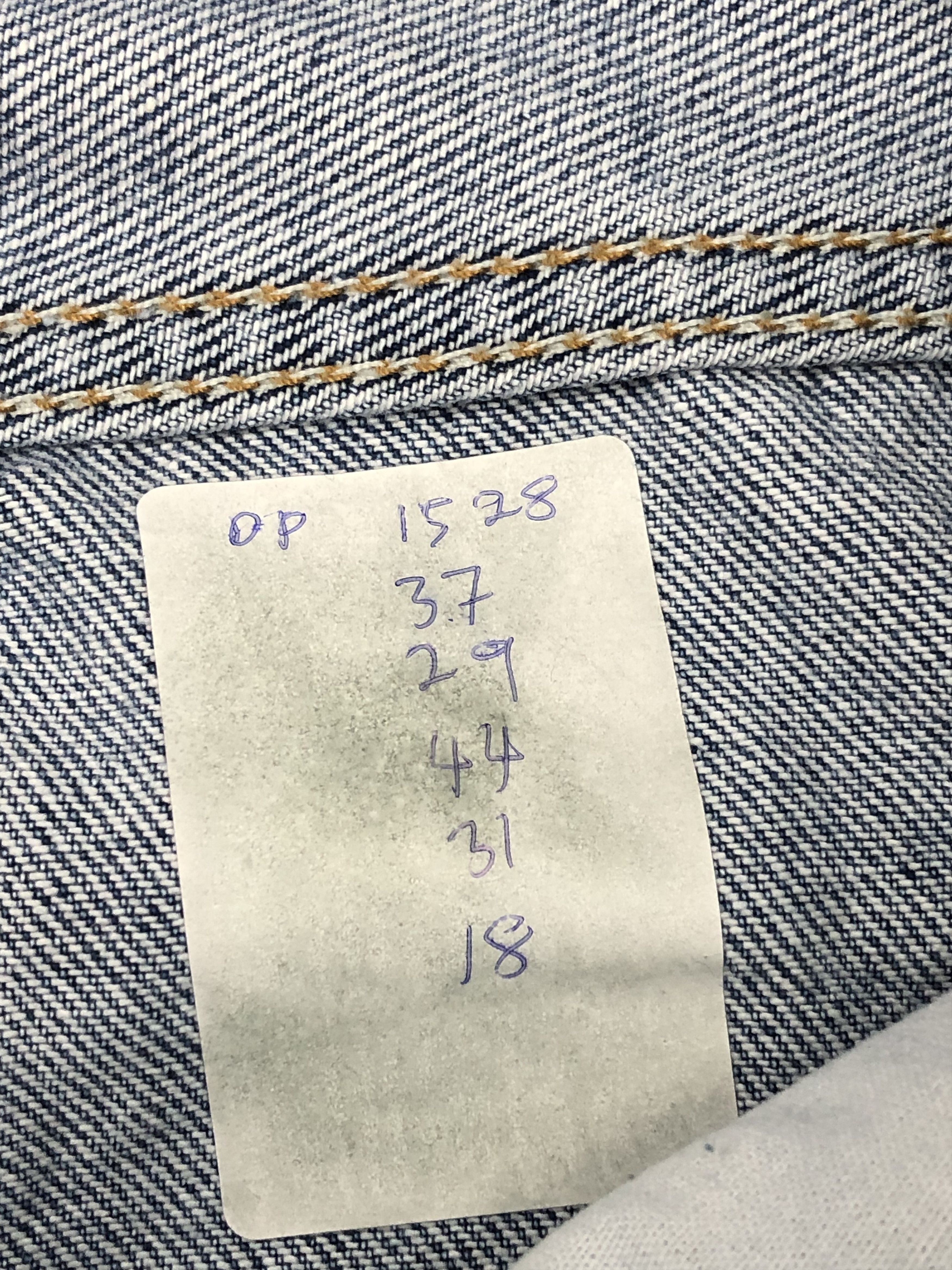 Levi's Vintage Levis 550 Denim DP1528 Size US 37 - 13 Thumbnail