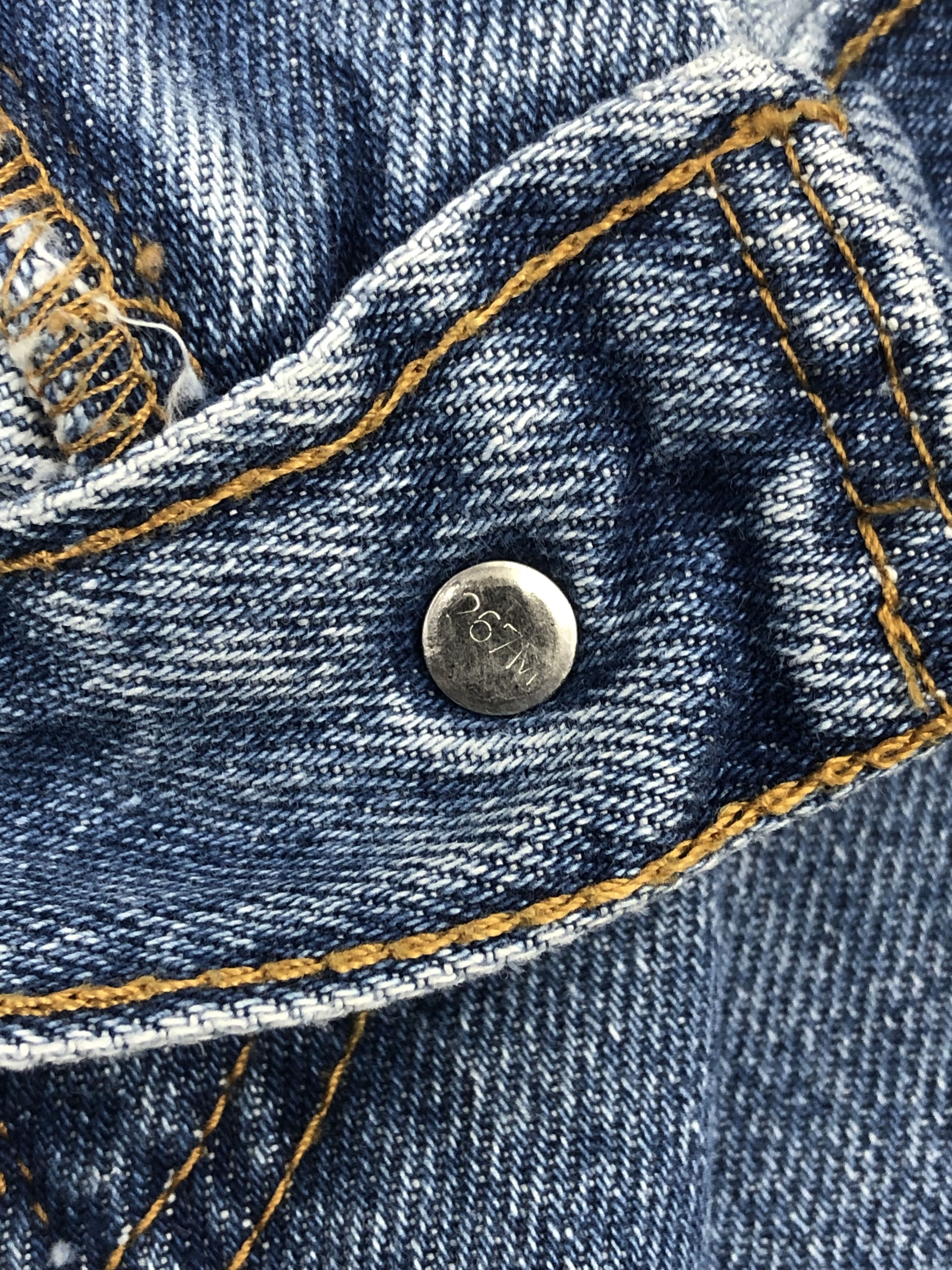 Levi's Vintage Levis 550 Denim DP1528 Size US 37 - 12 Thumbnail