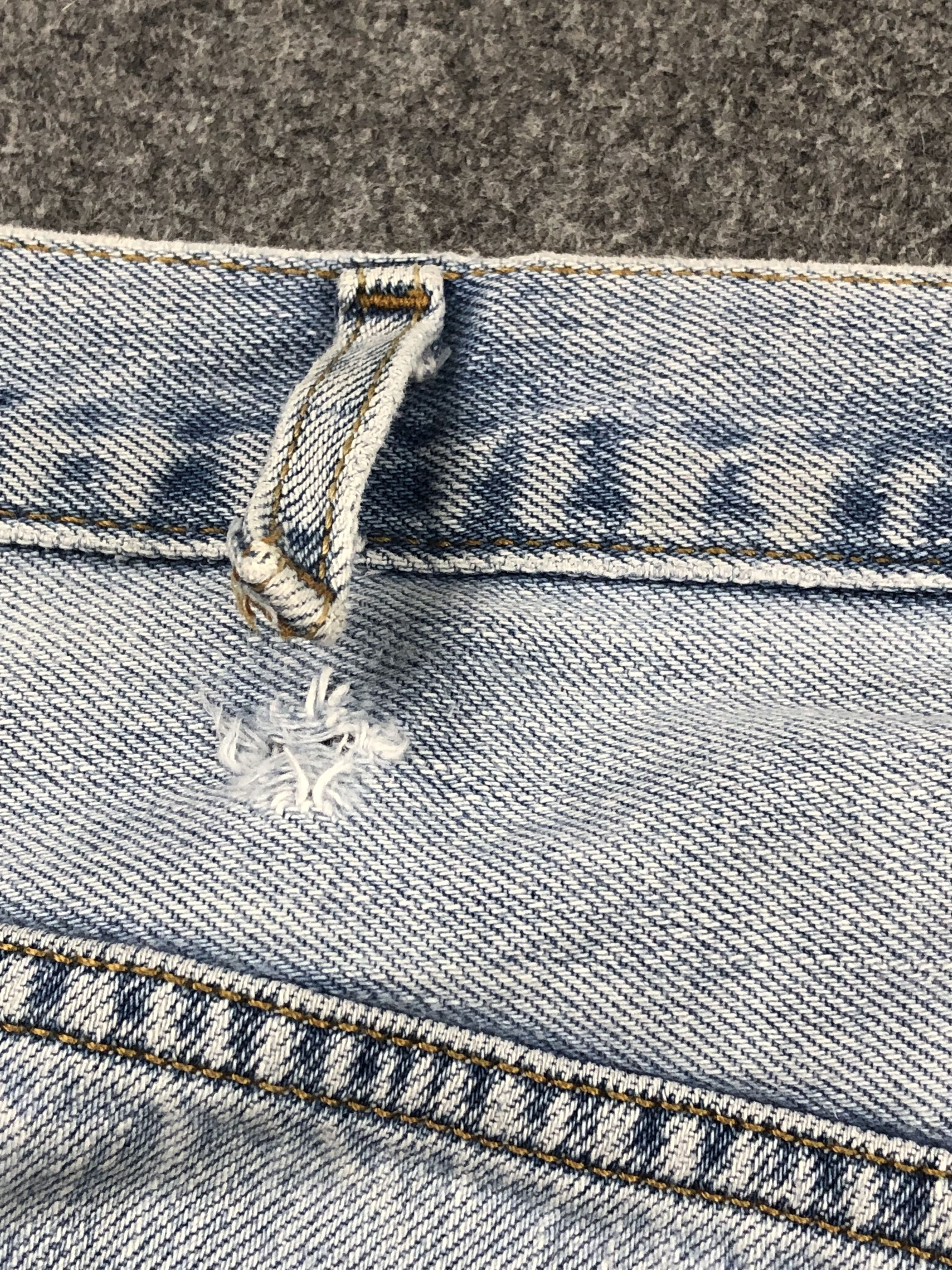 Levi's Vintage Levis 505 Light Wash Jeans DP1523 Size US 40 / EU 56 - 13 Thumbnail