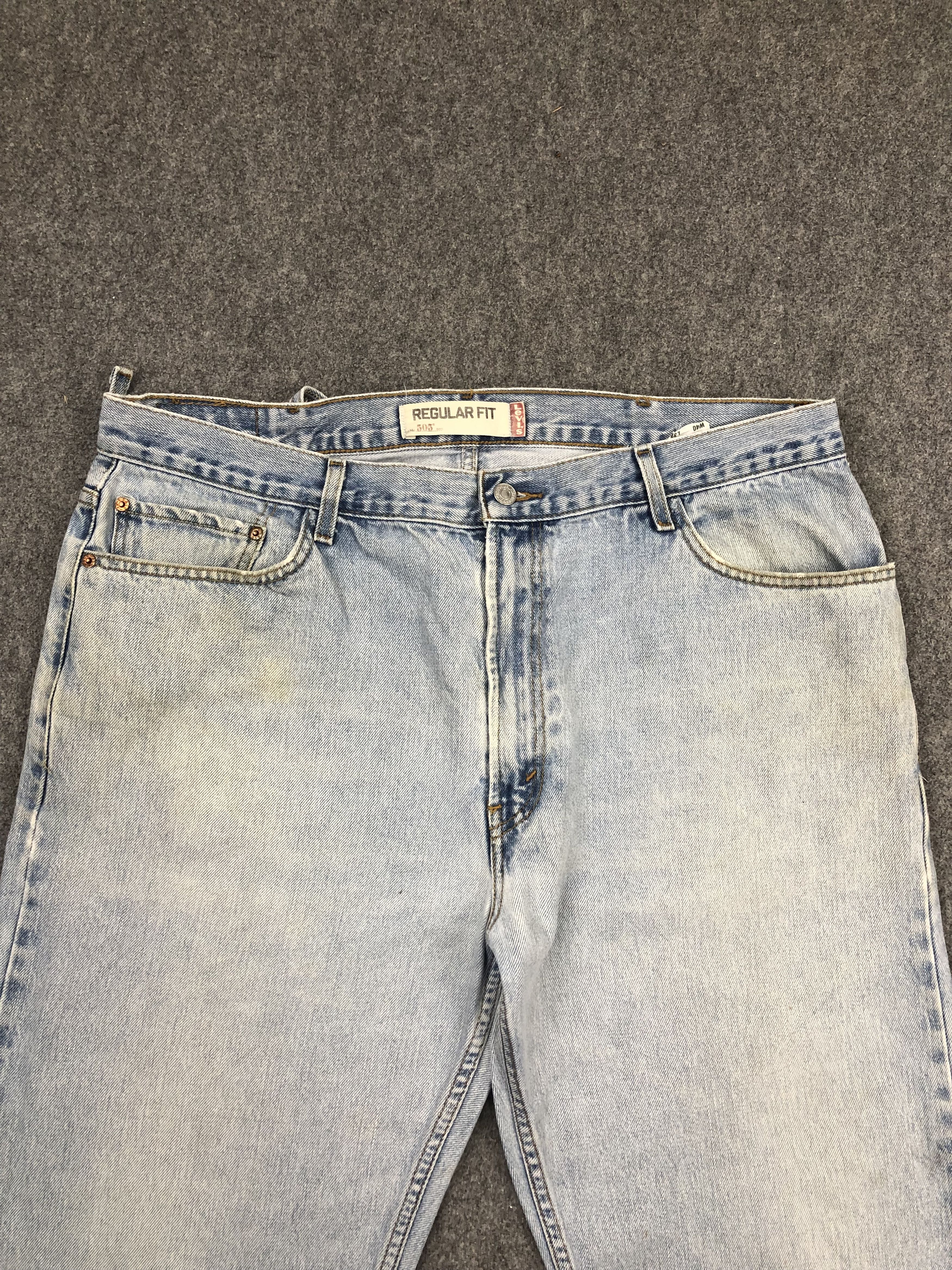 Levi's Vintage Levis 505 Light Wash Jeans DP1523 Size US 40 / EU 56 - 2 Thumbnail