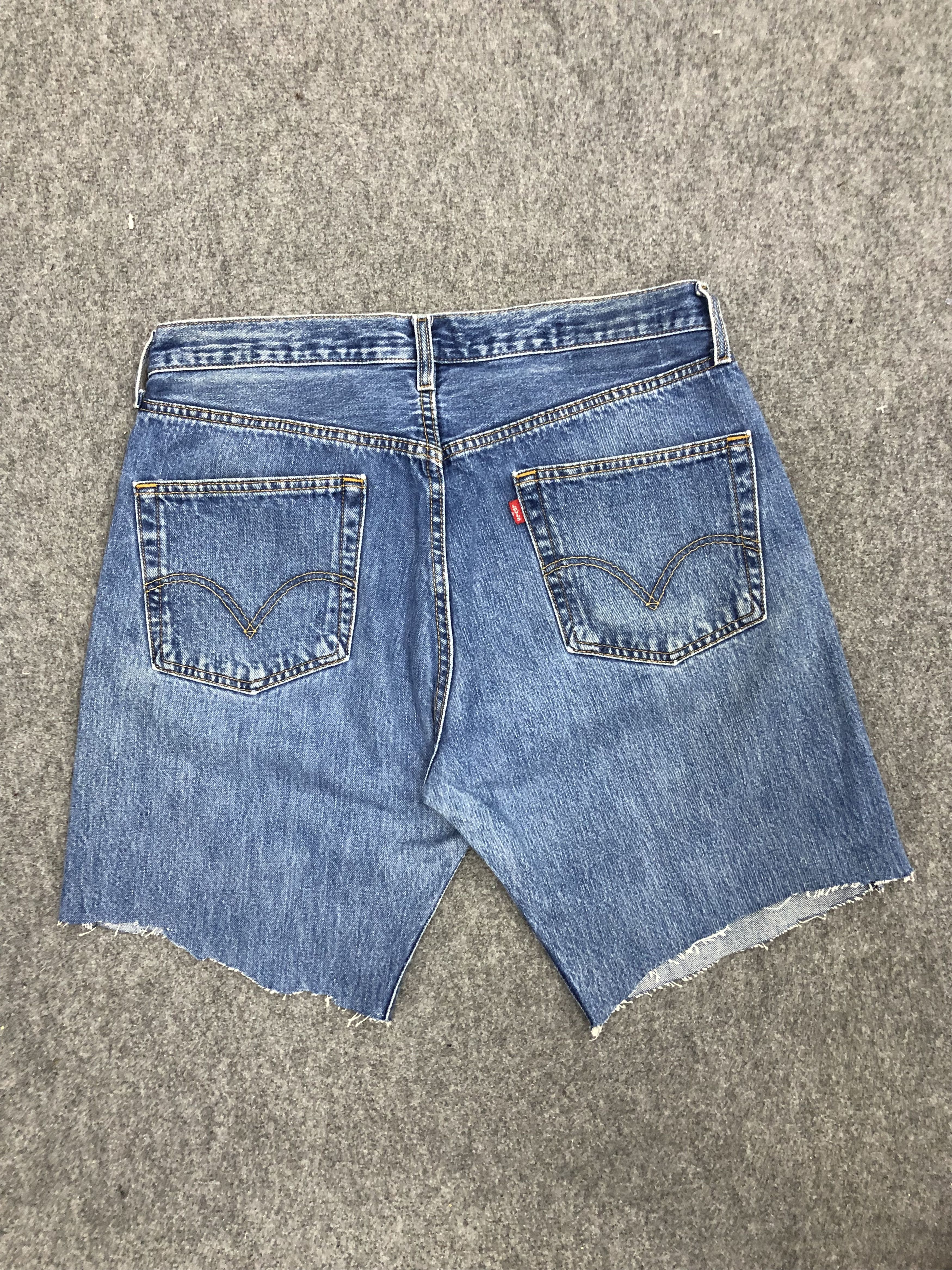 Levi's Vintage Levis 501 Cropped Denim Jeans DP1170 Size US 34 / EU 50 - 2 Thumbnail