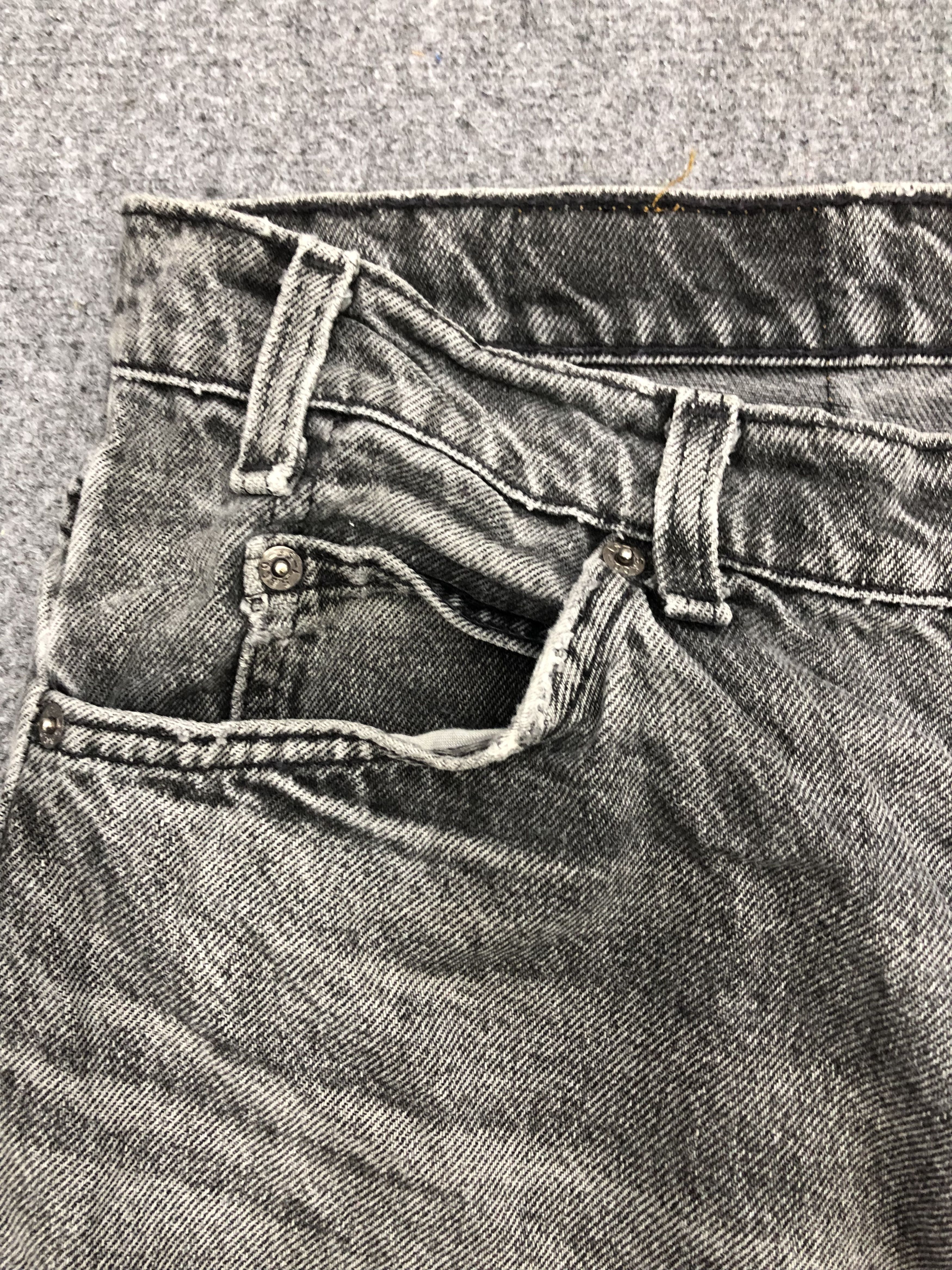 Levi's Vintage 90s Levis 550 Black Cropped Jeans DP1167 Size US 34 / EU 50 - 6 Thumbnail