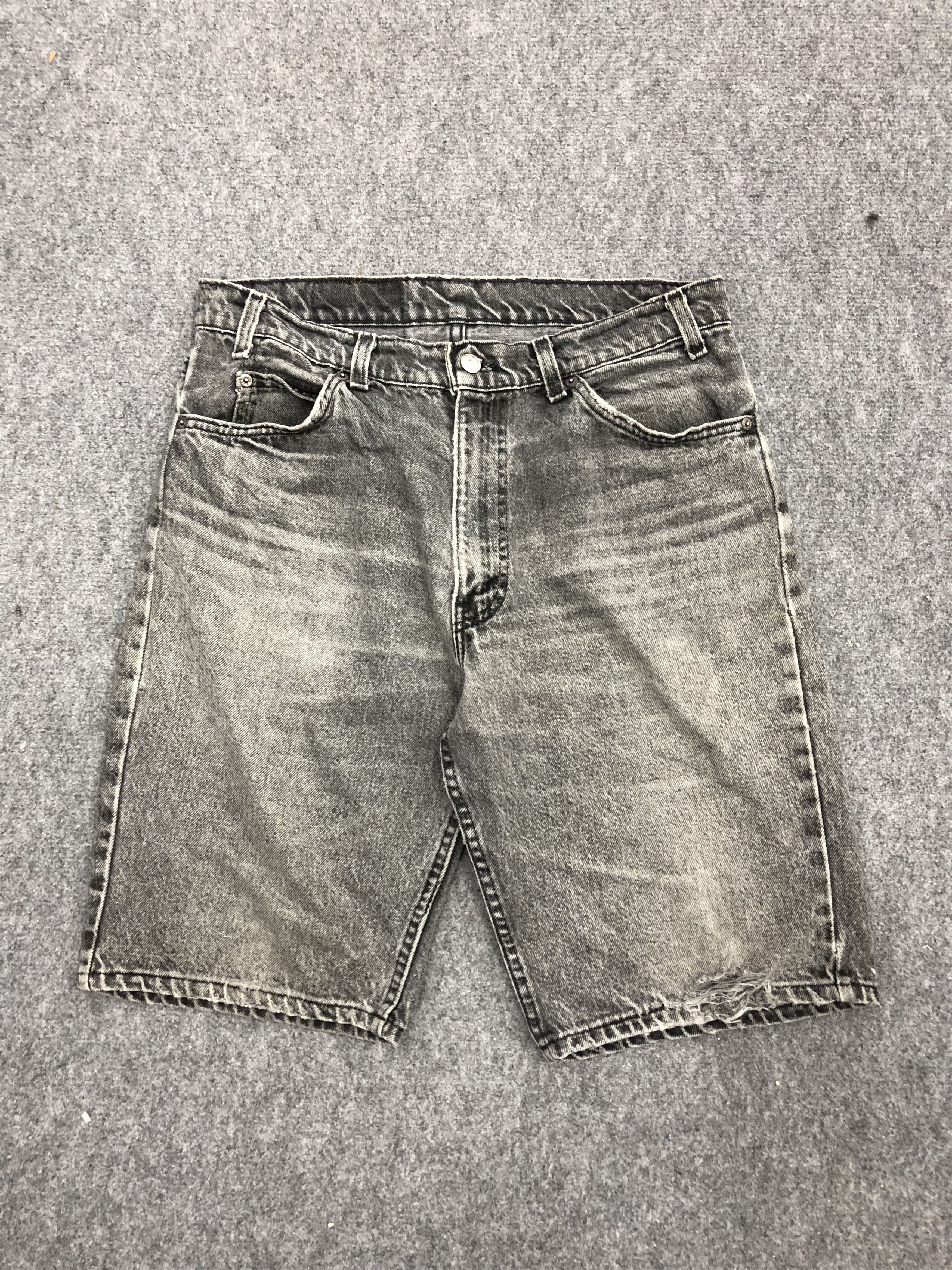 Levi's Vintage 90s Levis 550 Black Cropped Jeans DP1167 Size US 34 / EU 50 - 1 Thumbnail