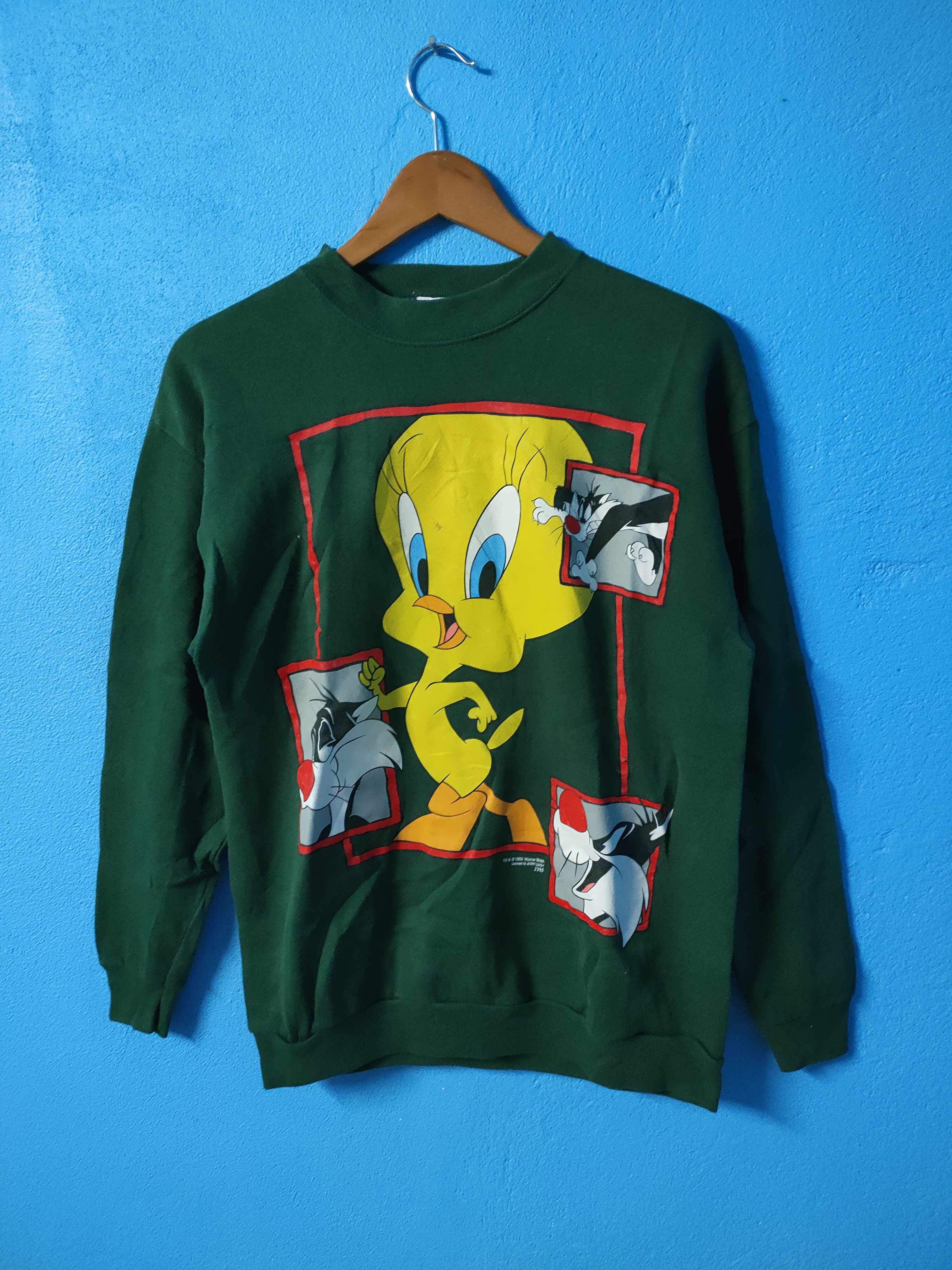 vintage 1995 looney tunes tweety slyvester sweatshirt