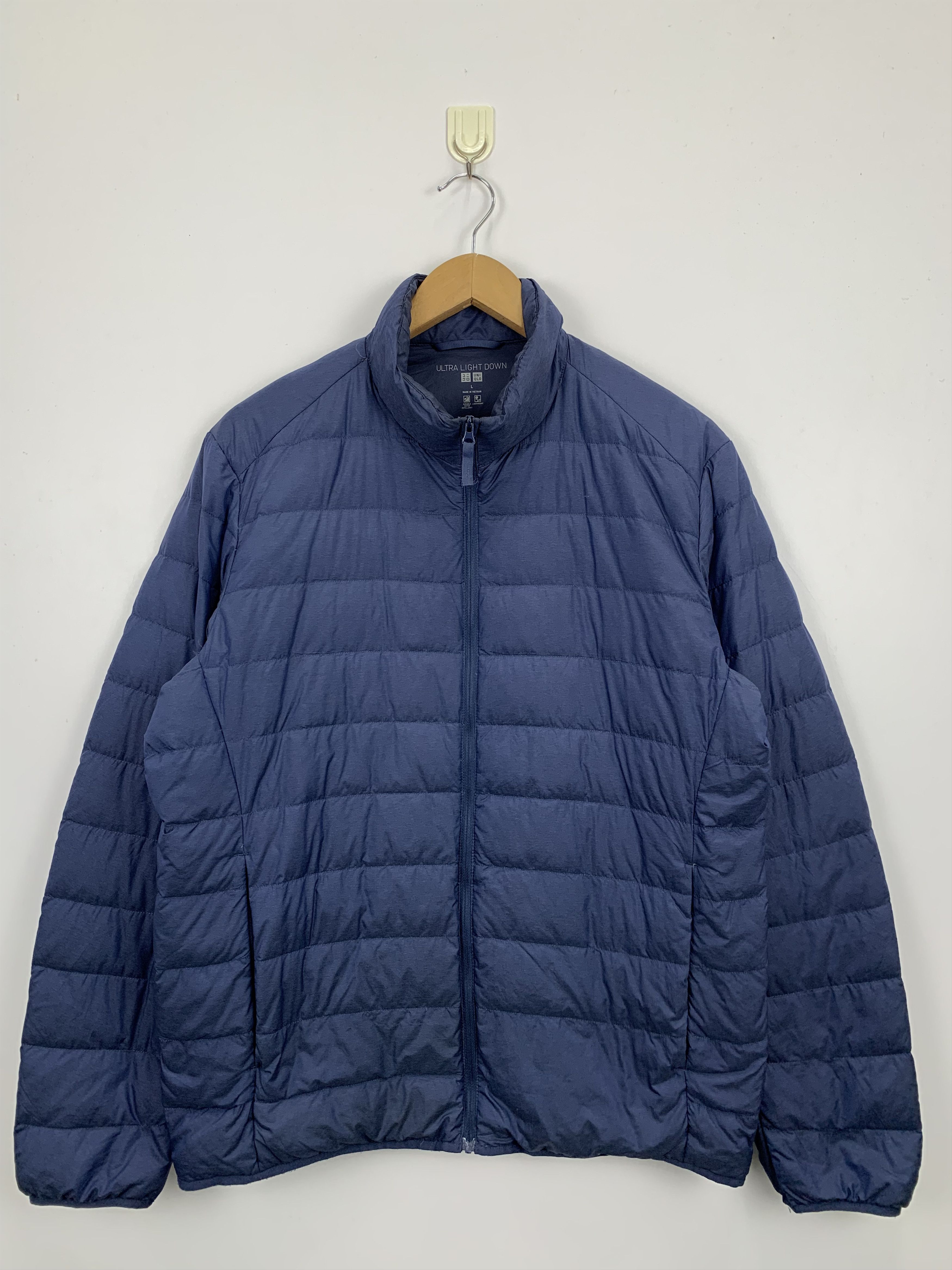 Japanese Brand Japanese Brand Uniqlo Puffer Jacket J1028 Size US L / EU 52-54 / 3 - 1 Thumbnail