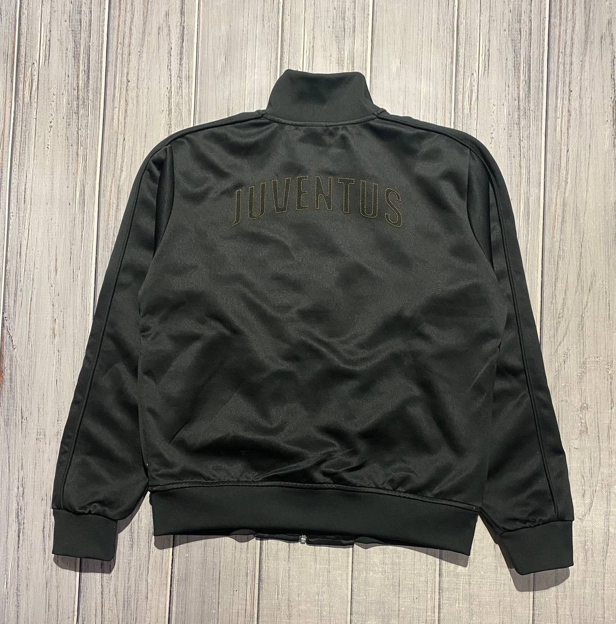 Nike Vintage Nike Juventus Training Jacket 00s Swoosh Big Logo Size US L / EU 52-54 / 3 - 2 Thumbnail