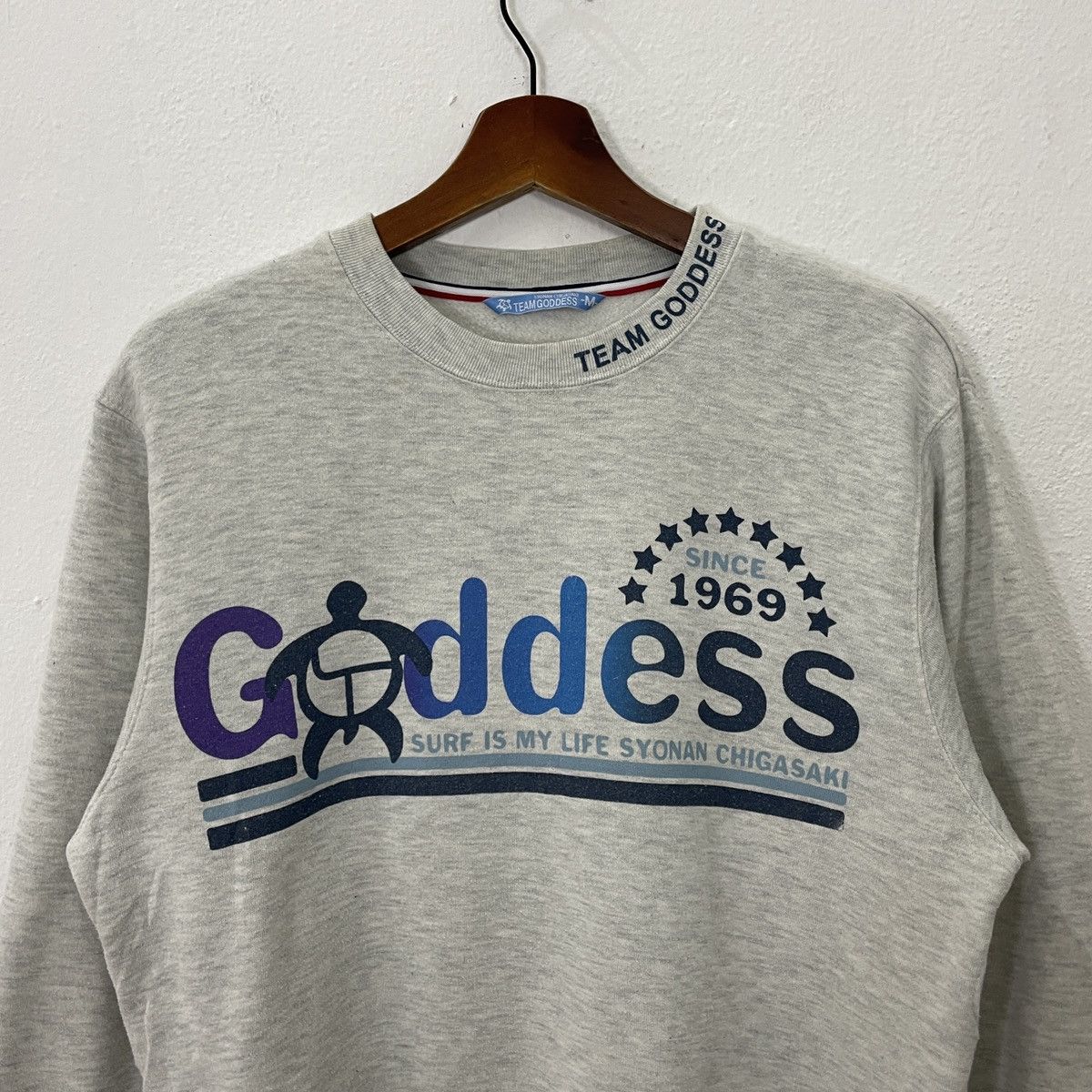 Japanese Brand Vintage Goddess Surf Big Logo Sweatshirt Size US M / EU 48-50 / 2 - 4 Thumbnail