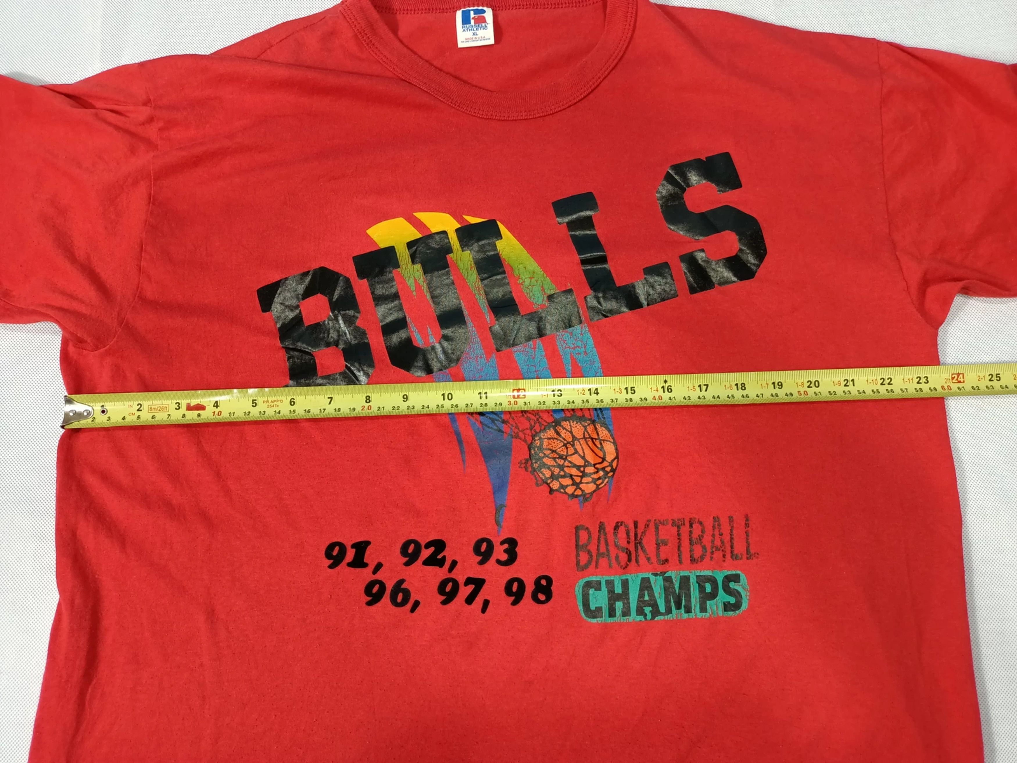 NBA × Russell Athletic CHICAGO BULLS championship shirt Basketball TROPHY 🔥 Size US XL / EU 56 / 4 - 5 Thumbnail
