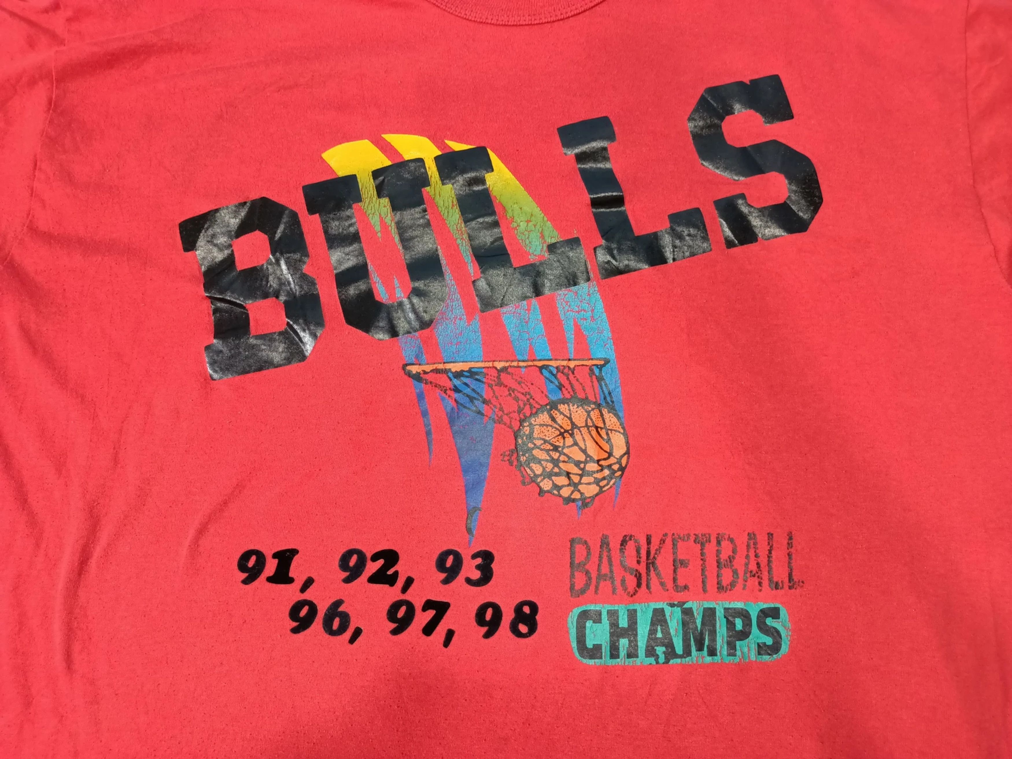 NBA × Russell Athletic CHICAGO BULLS championship shirt Basketball TROPHY 🔥 Size US XL / EU 56 / 4 - 2 Thumbnail