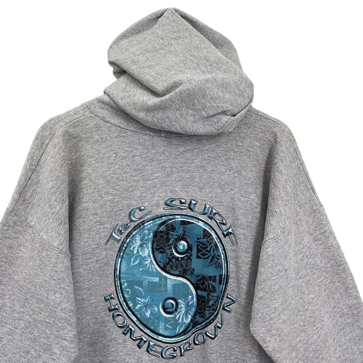 Vintage Vintage 90s Town & Country Big Logo Pullover Hoodies Size M Size US M / EU 48-50 / 2 - 4 Thumbnail