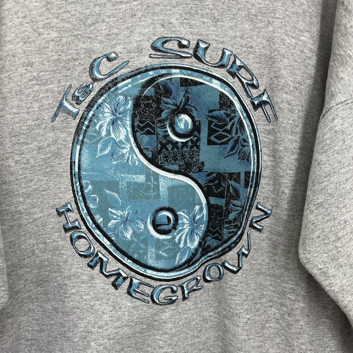 Vintage Vintage 90s Town & Country Big Logo Pullover Hoodies Size M Size US M / EU 48-50 / 2 - 5 Thumbnail