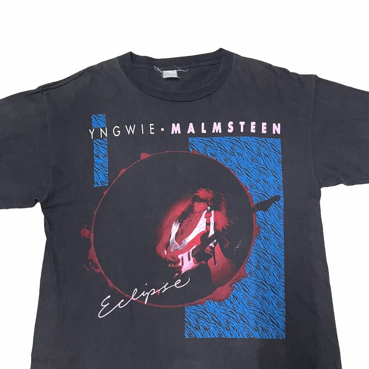 Band Tees × Vintage Rare‼️ Vintage YNGWIE MALMSTEEN 90s tour tshirt Size US L / EU 52-54 / 3 - 4 Thumbnail