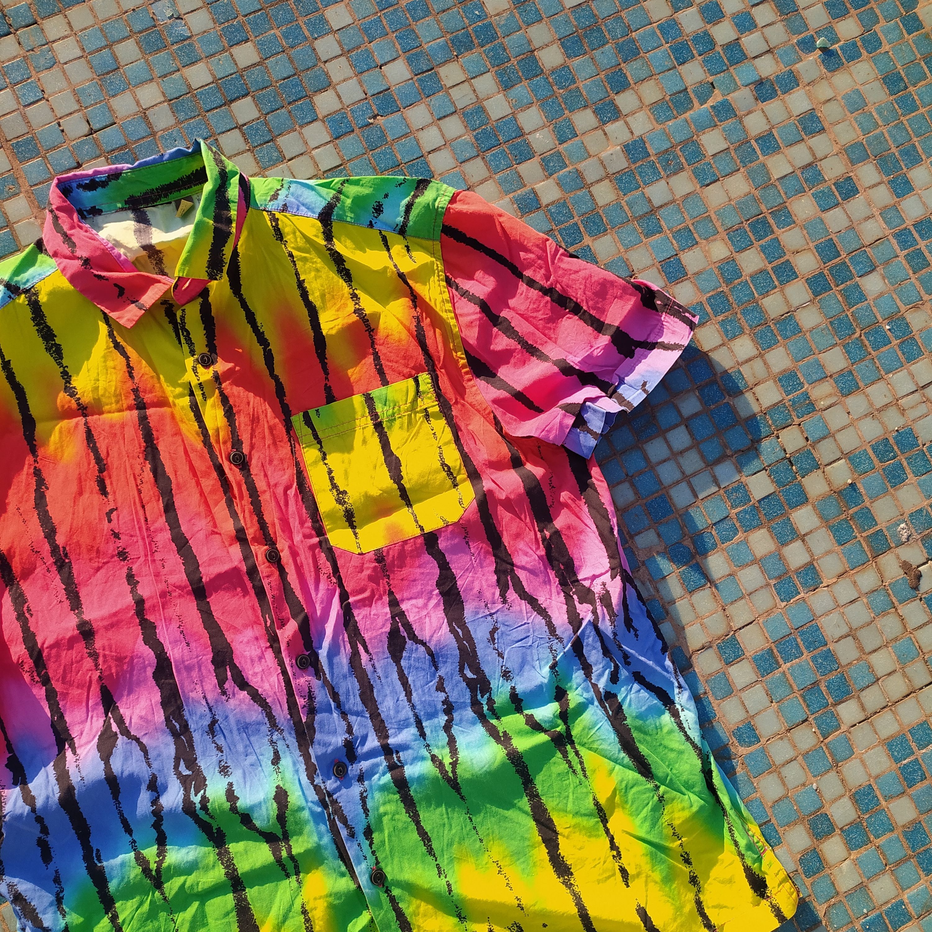 Other Vintage Y2K Hawaiian style Camp collar Art rainbow Shirt Size US M / EU 48-50 / 2 - 3 Thumbnail